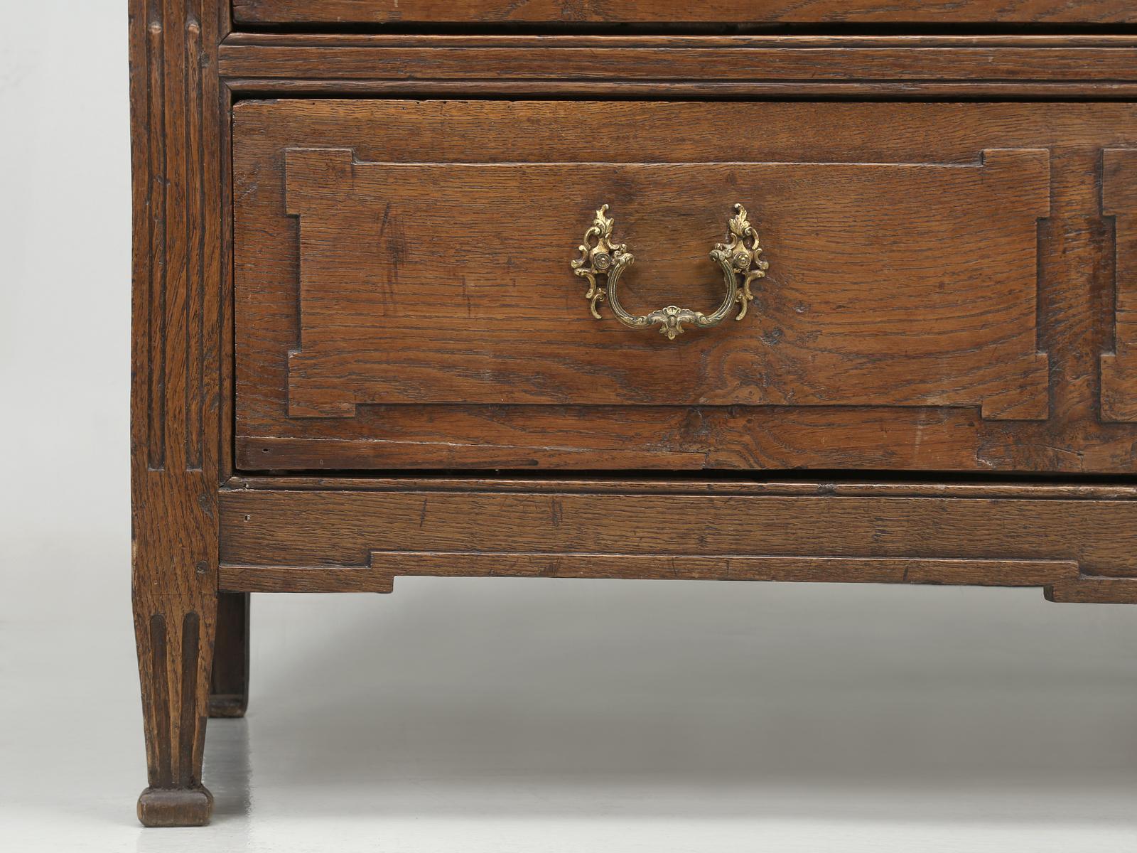 French Oak Commode, Chest of Drawers or Dresser circa 1800s Original Patina 14