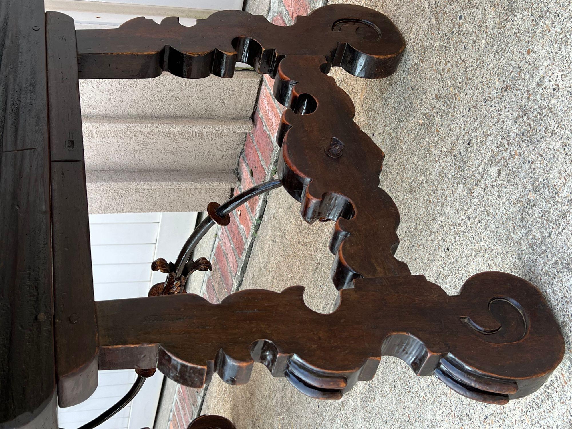 Antique French Oak Dining Table Catalan Trestle 7 ft. Planche de ferme c1890 en vente 9