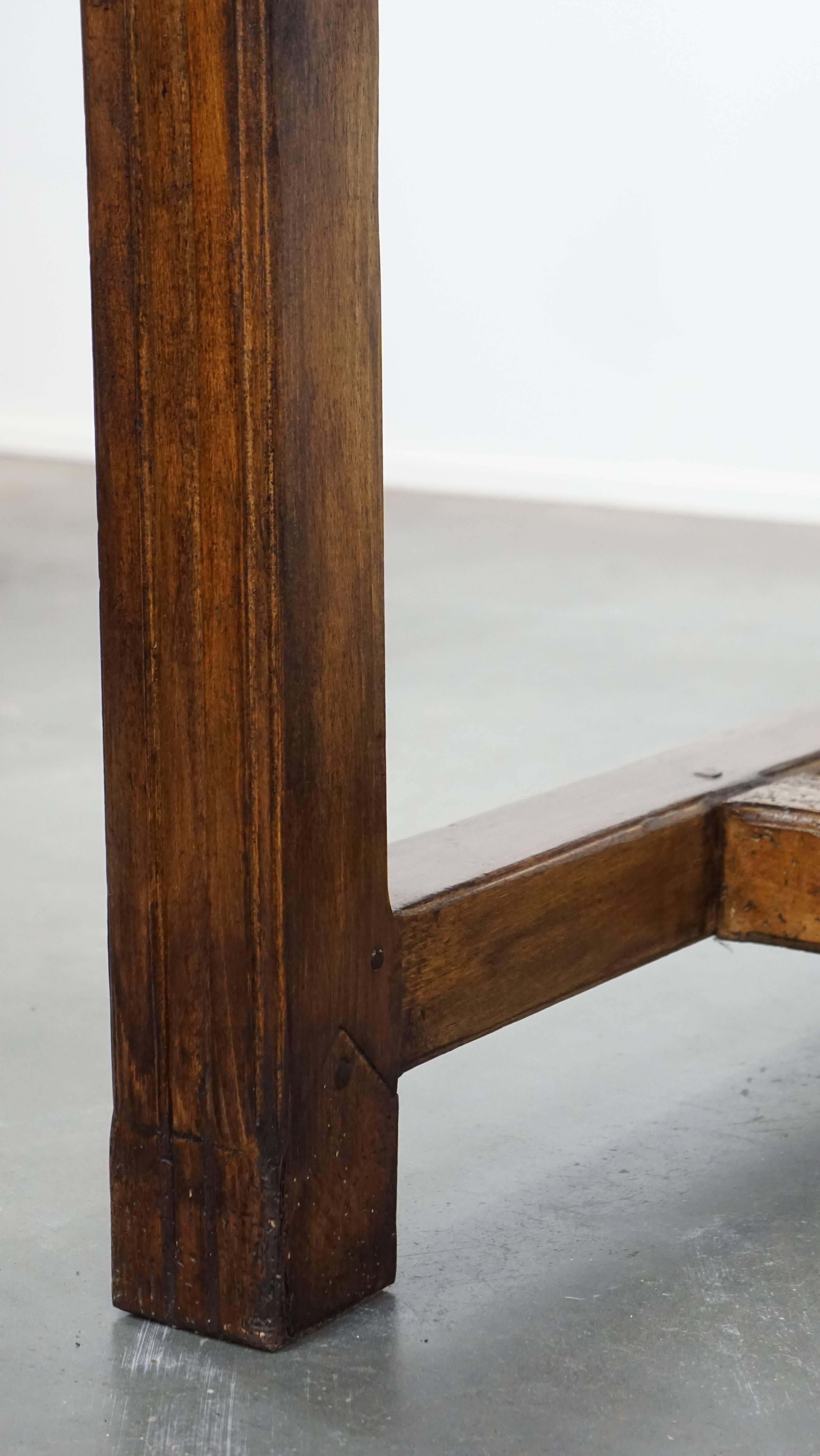 Table de salle à manger en Oak French Antique avec 3 tiroirs en vente 5