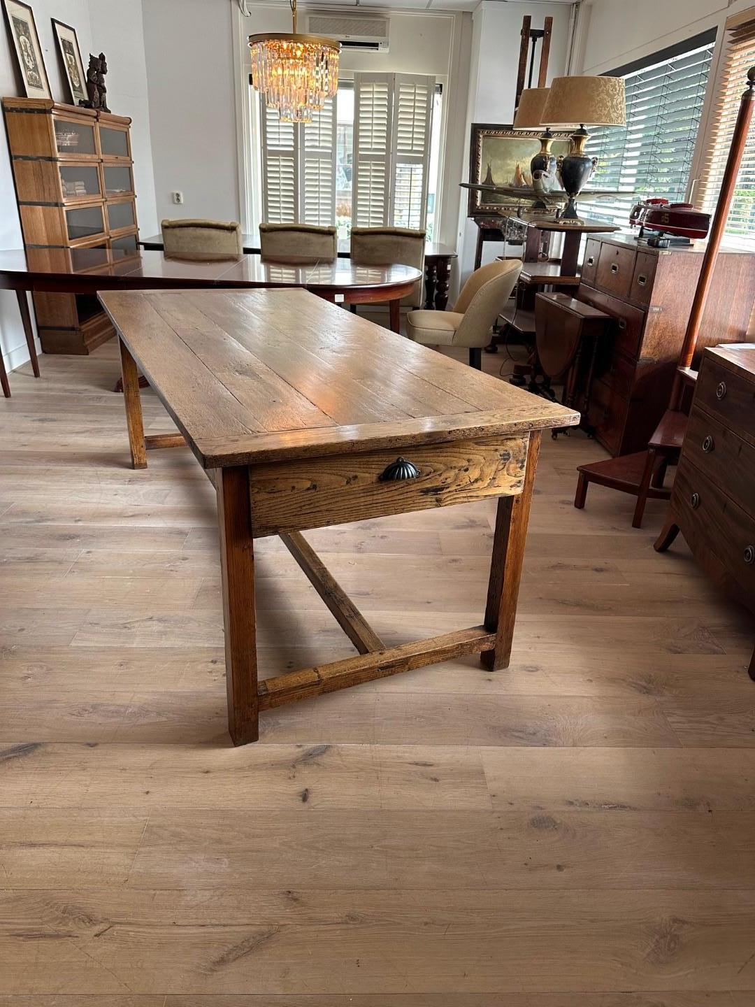 Antique French oak farmhouse table For Sale 5
