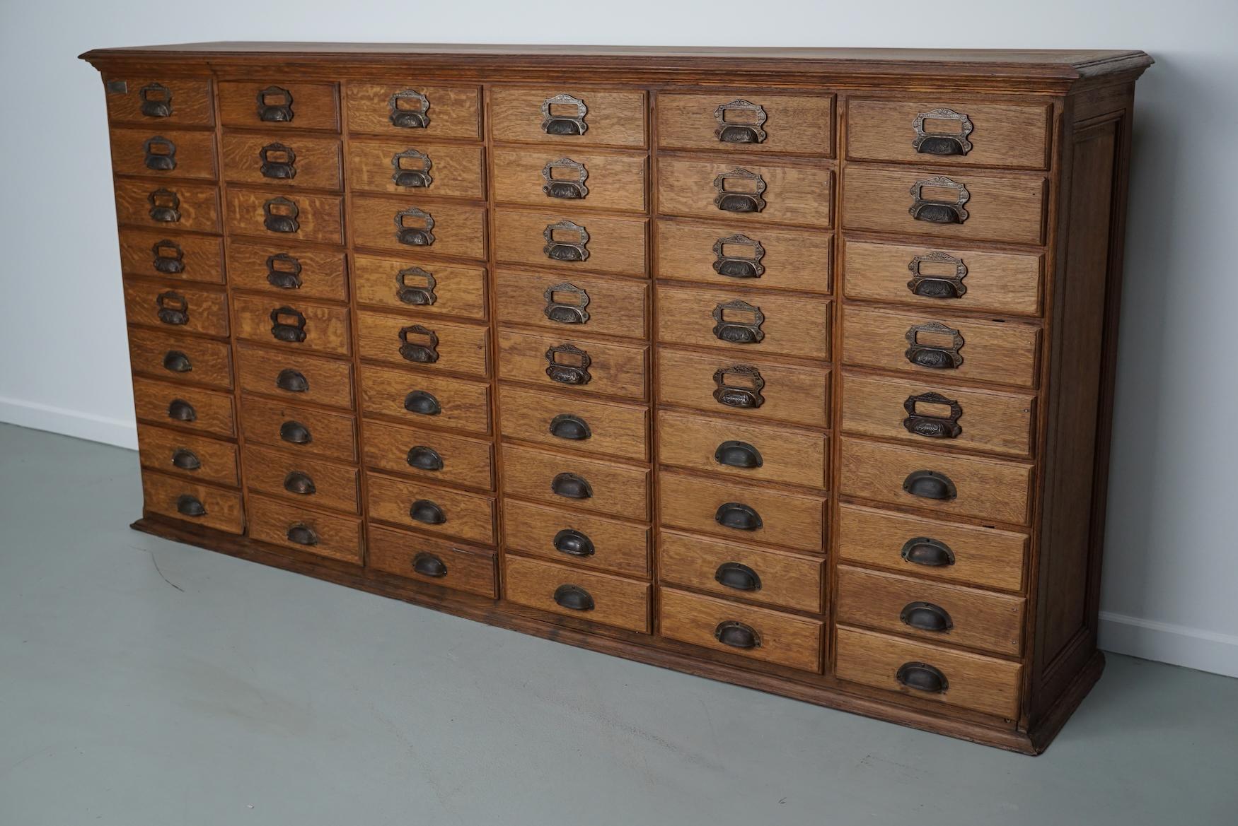 Antique French Oak Filing / Apothekerschrank von Chouanard, um 1910 im Angebot 13