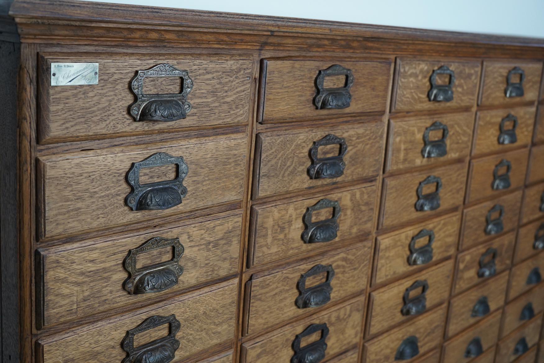 Antique French Oak Filing / Apothekerschrank von Chouanard, um 1910 im Angebot 2