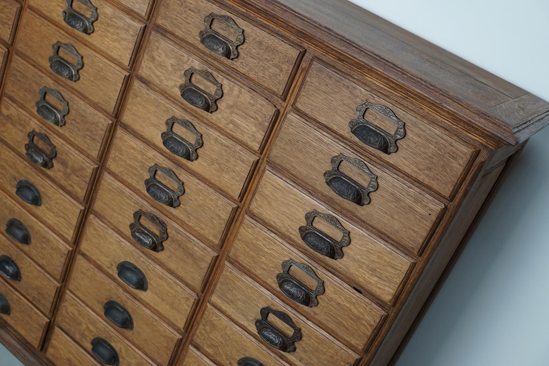 Antique French Oak Filing / Apothekerschrank von Chouanard, um 1910 im Angebot 3