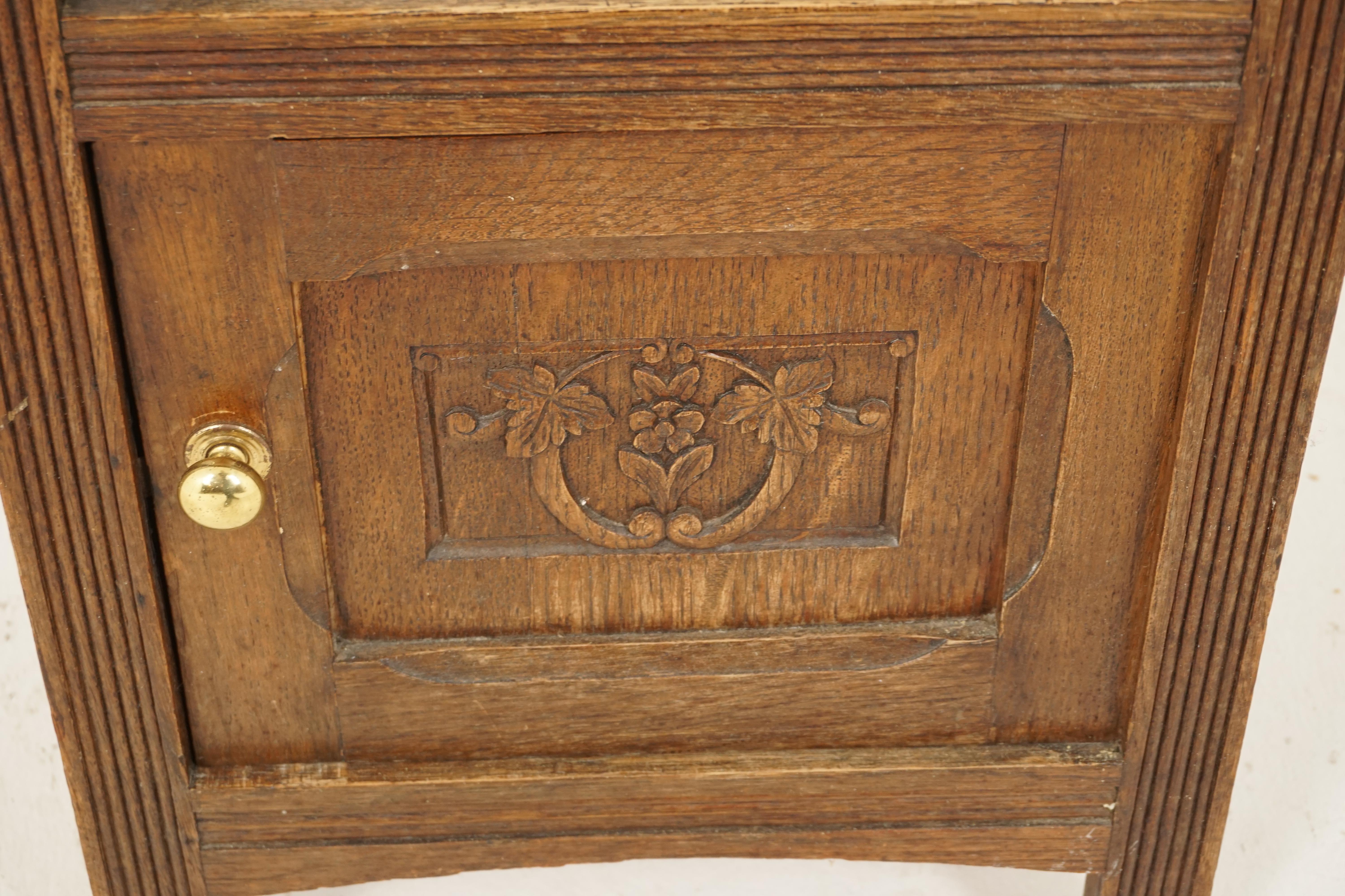 Early 20th Century Antique French Oak Marble Top Nightstand Lamp Table, France 1900, B2737