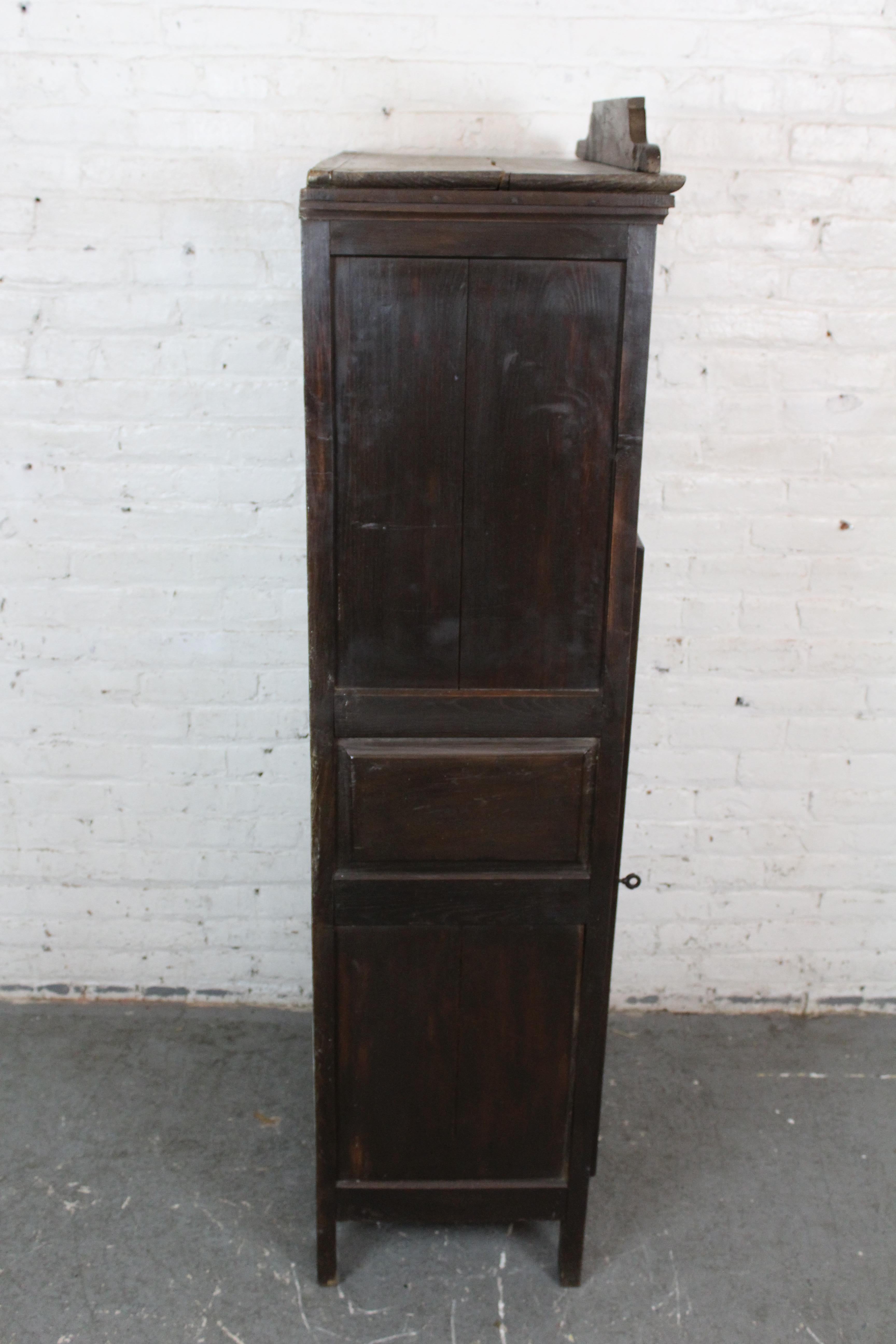 Armario Bretón Primitivo Antique French Oak Tallado