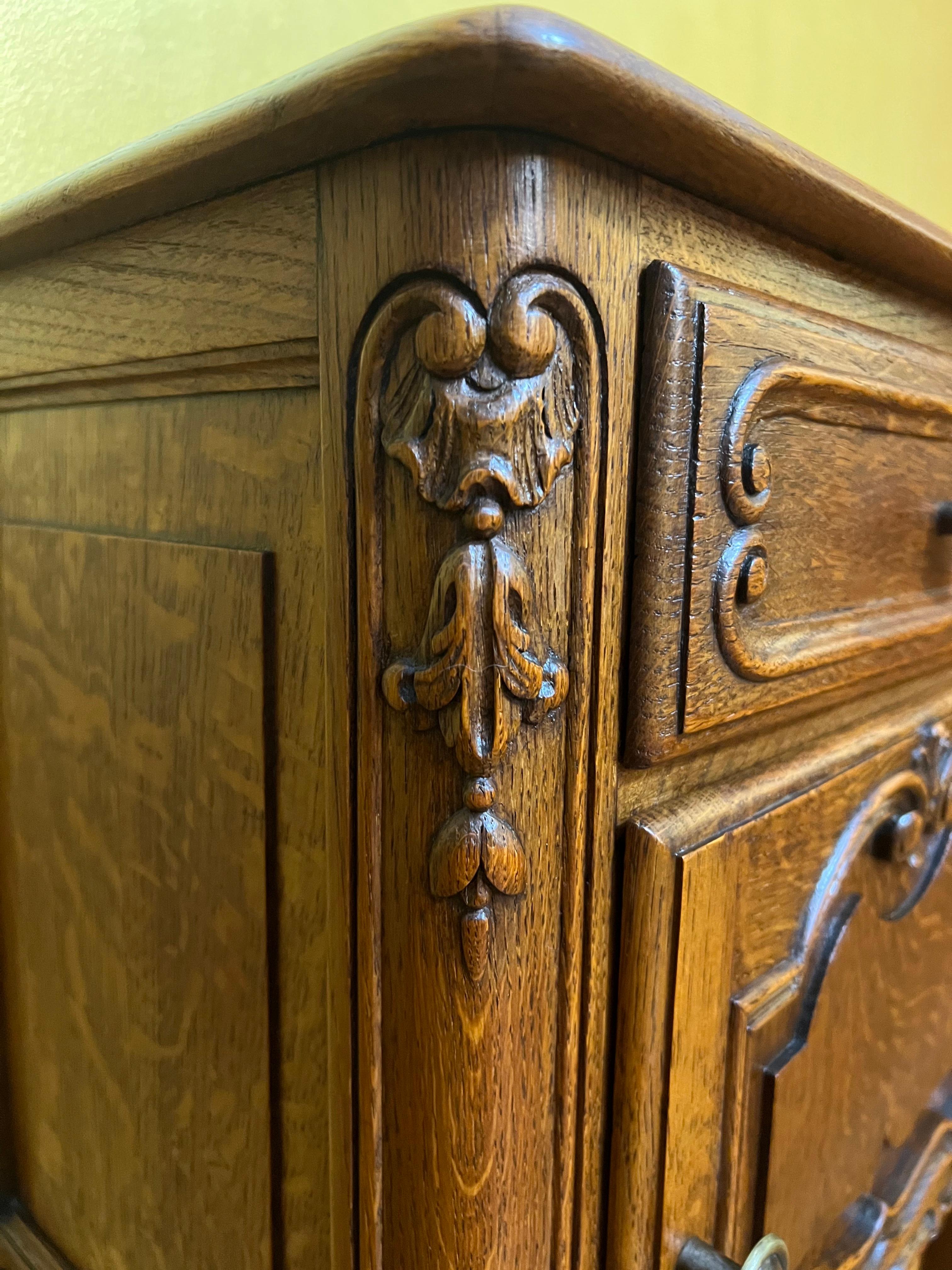 19th Century Antique French Oak Rare Bed Side Tables Pair For Sale