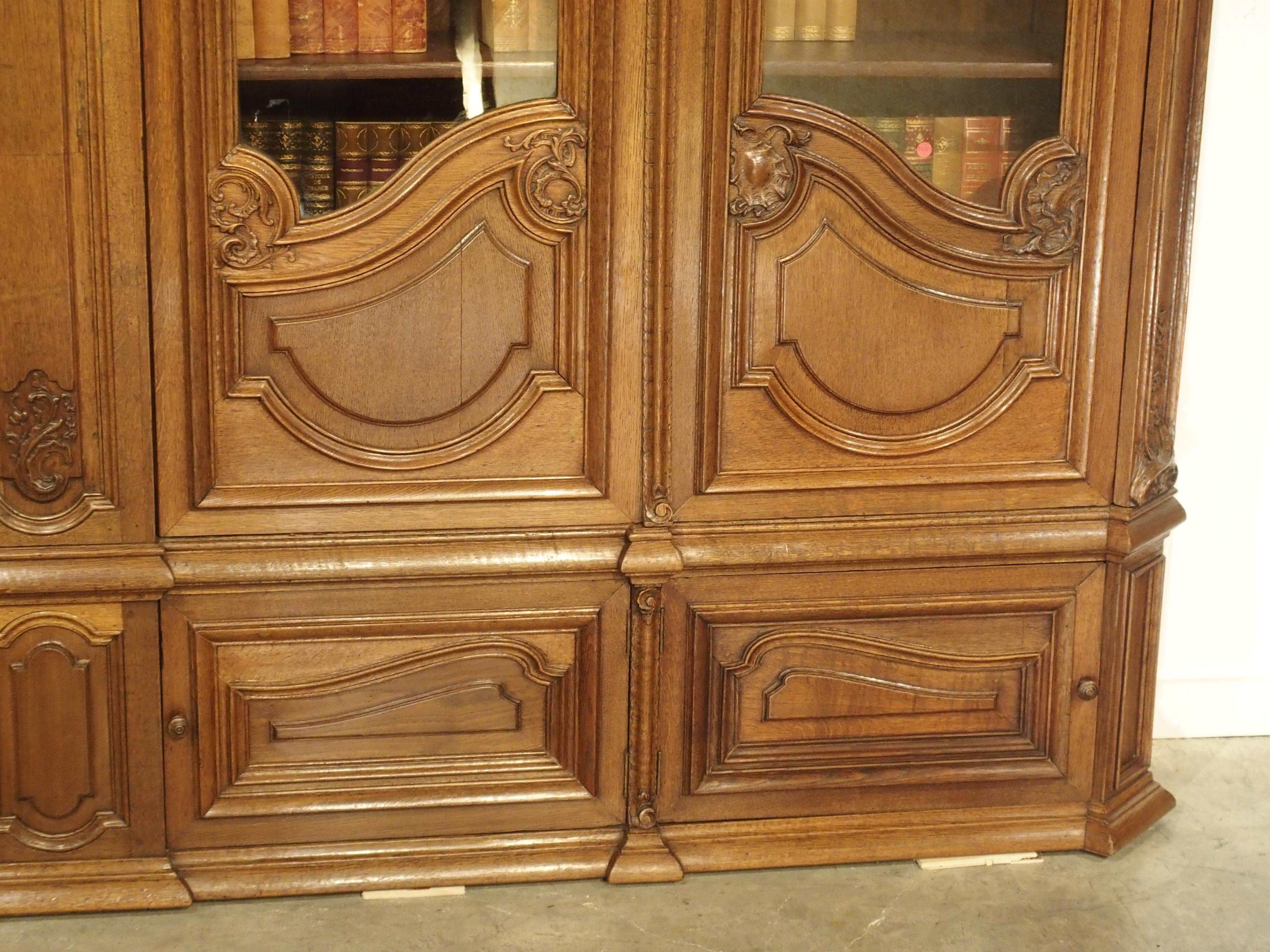 Antique French Oak Regence Style Bibliotheque, circa 1860 In Good Condition In Dallas, TX