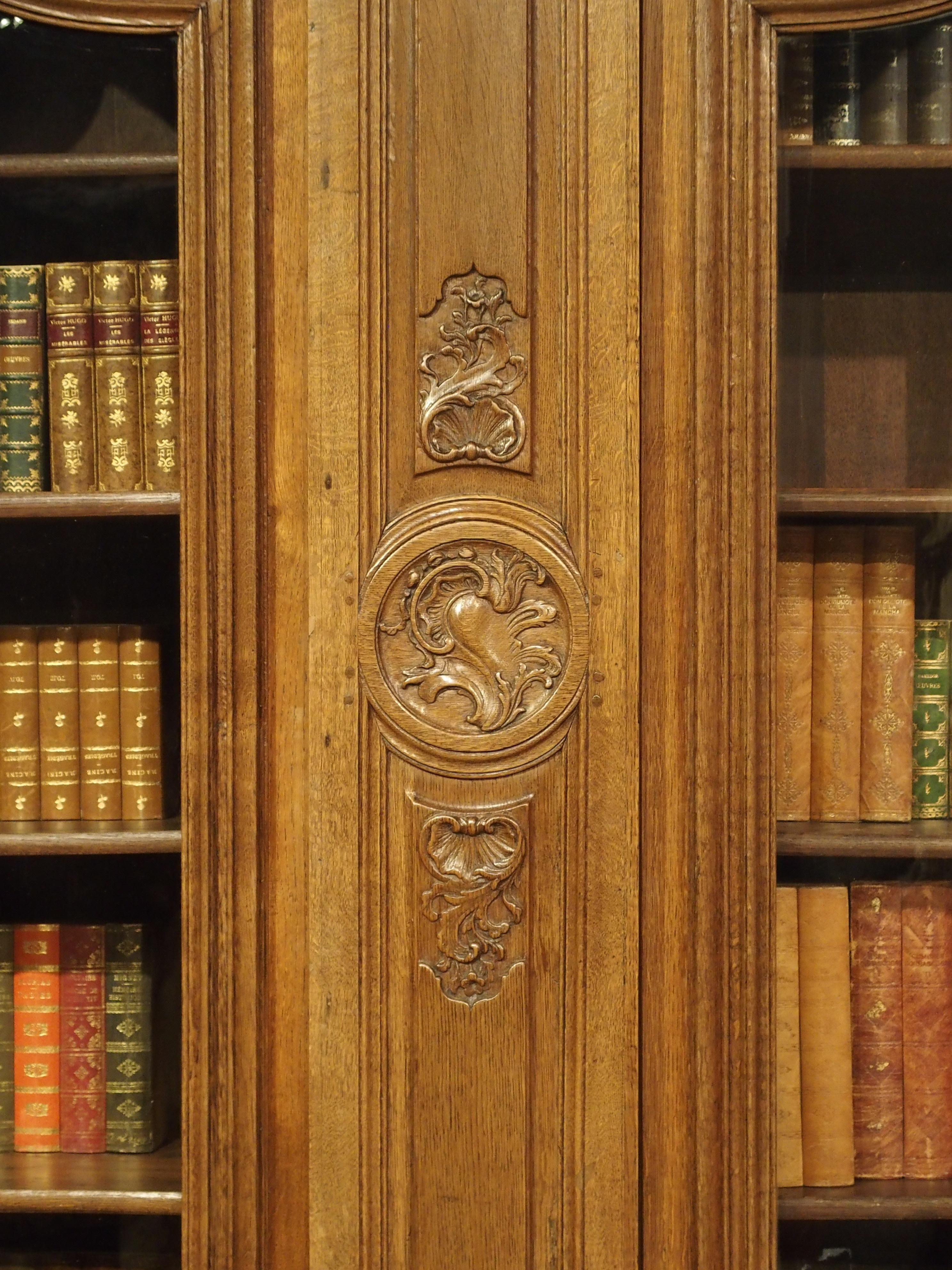 Antique French Oak Regence Style Bibliotheque, circa 1860 1