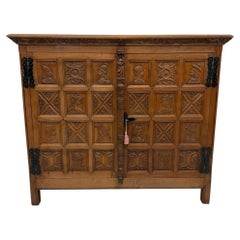 Antique French Oak Sideboard with Hand-Carved Portrait Panels, Neo Renaissance C