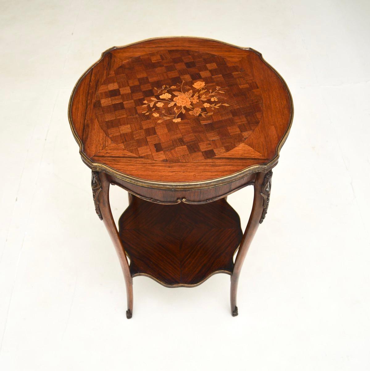 Luigi XV Antique French Tavolino Occasionale in vendita
