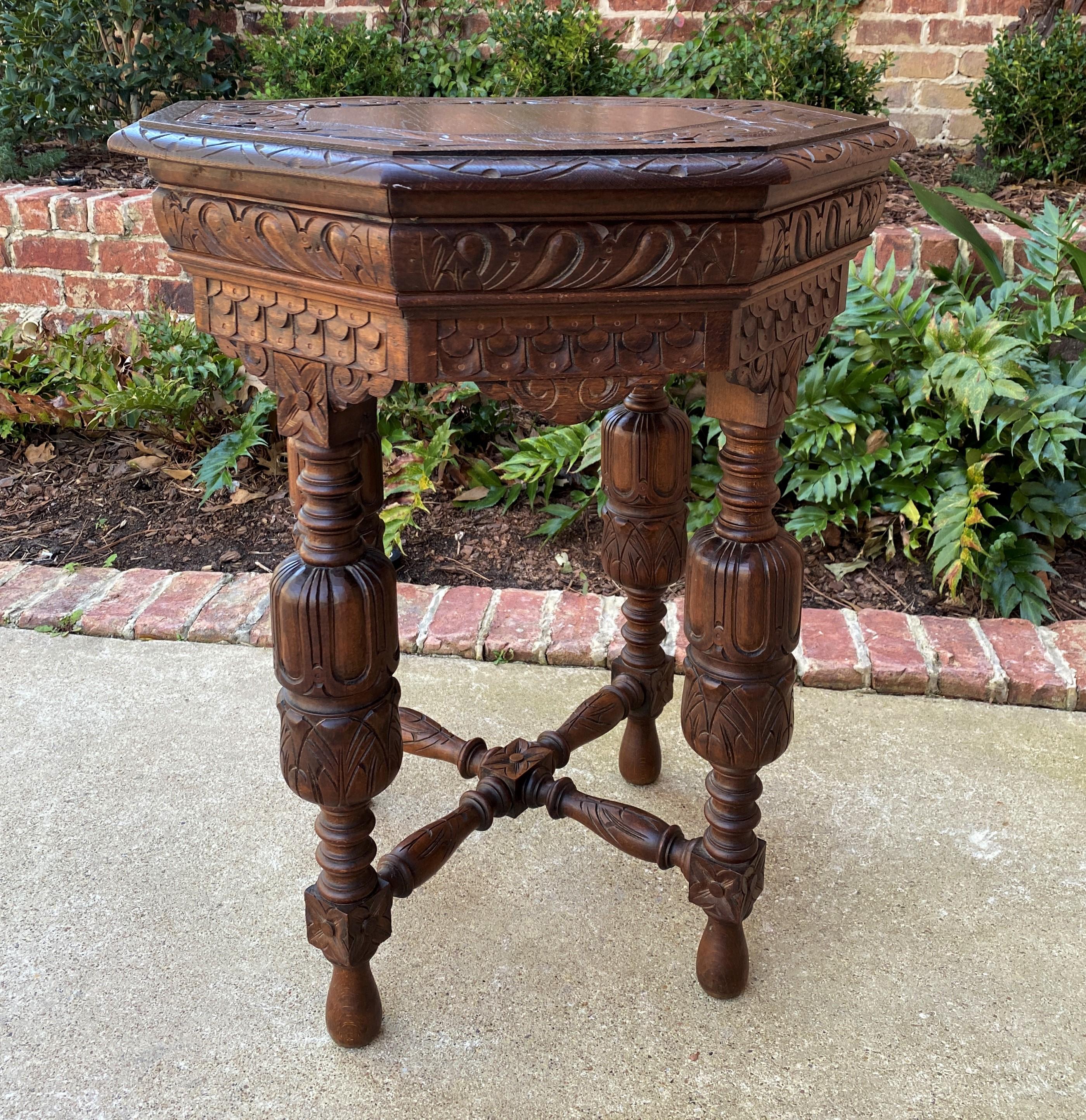 Antique French Octagonal Table Renaissance Revival Carved Oak 19th C For Sale 6