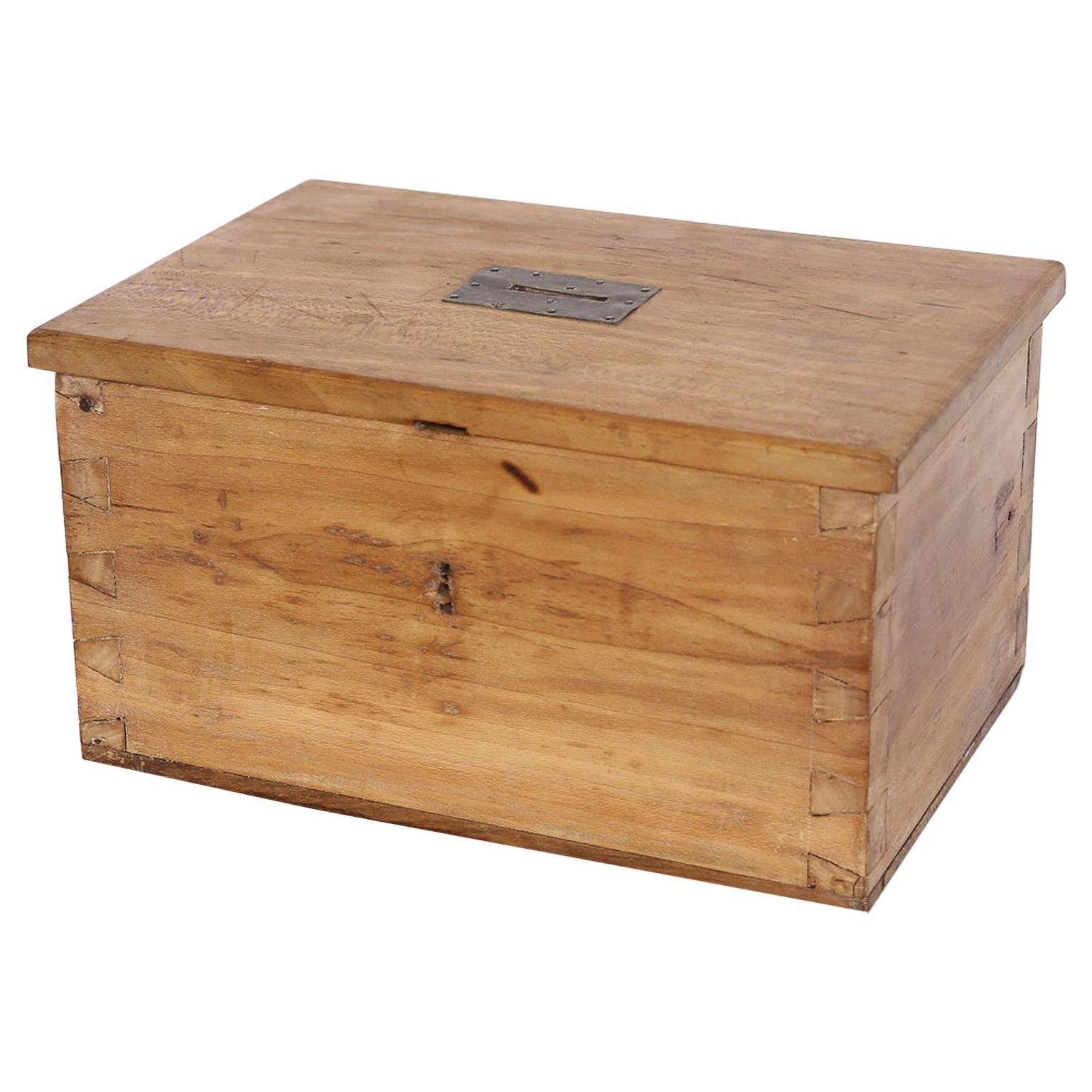 Antique Boxes For Sale at 1stdibs Page 5