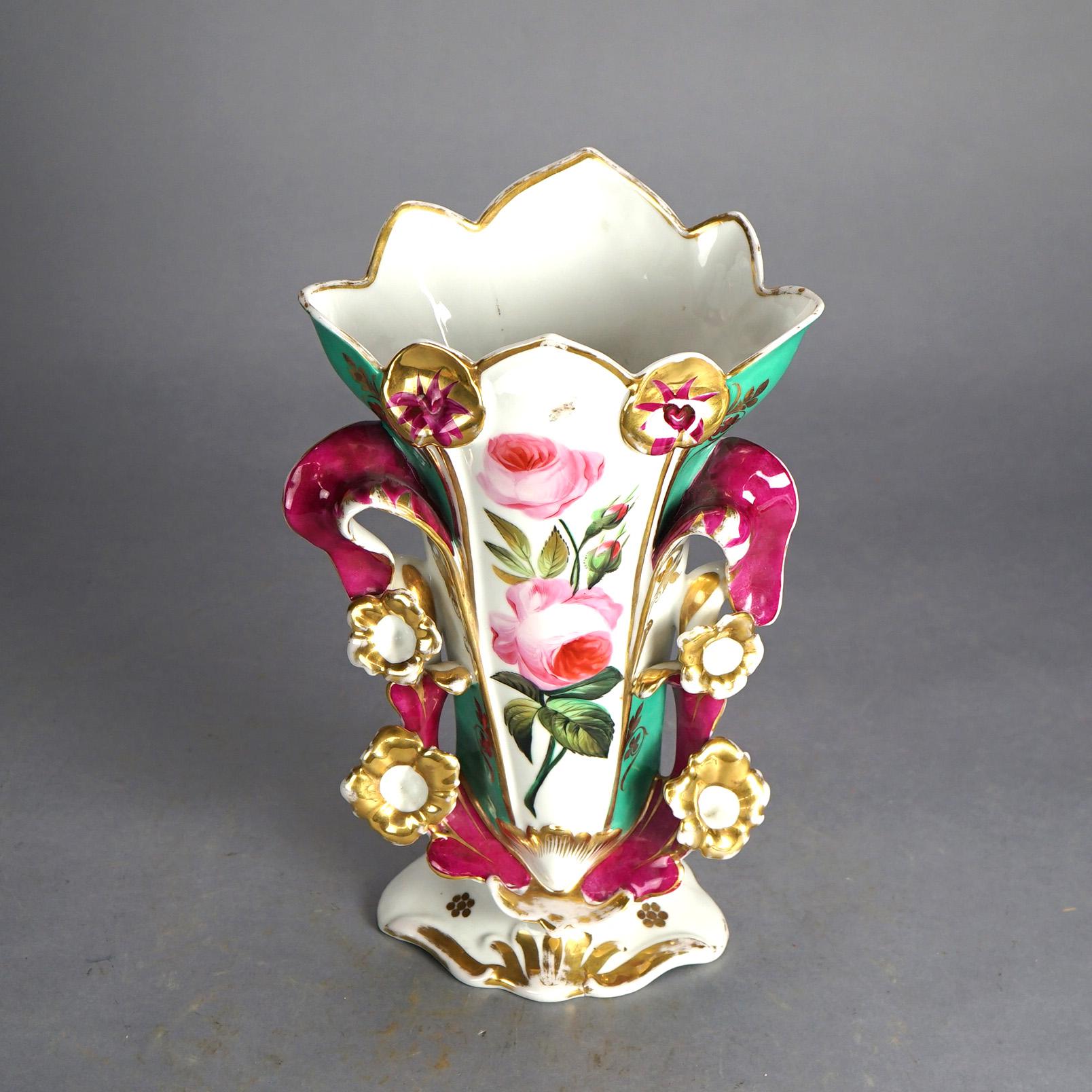 XIXe siècle Antiquité française Old Paris Porcelaine peinte à la main et dorée Vase à déversement C1880 en vente