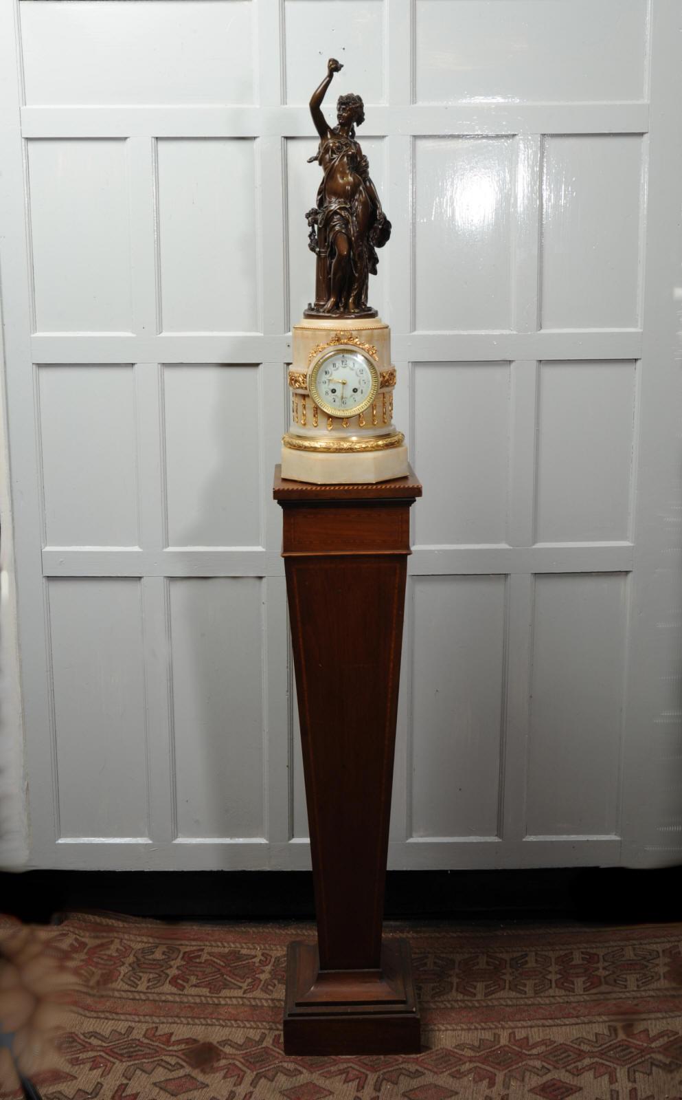 Neoclassical Antique French Onyx and Bronze Clock by Moreau and Japy Freres