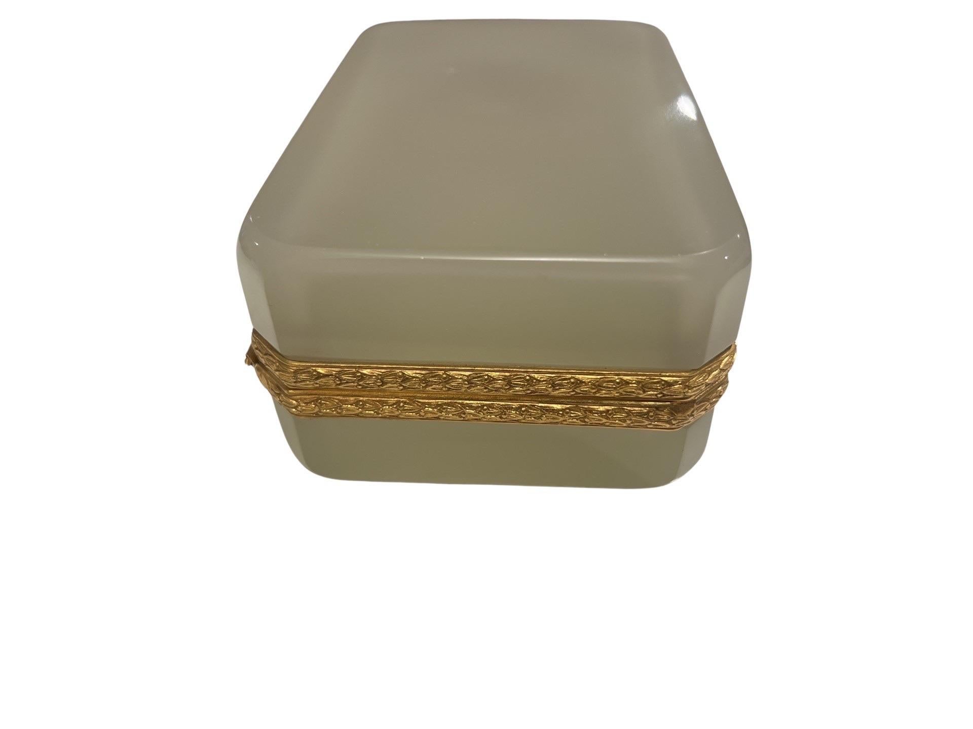 Antique French Opaline Glass Casket Having a Hinged Doré Bronze Band In Good Condition In Atlanta, GA