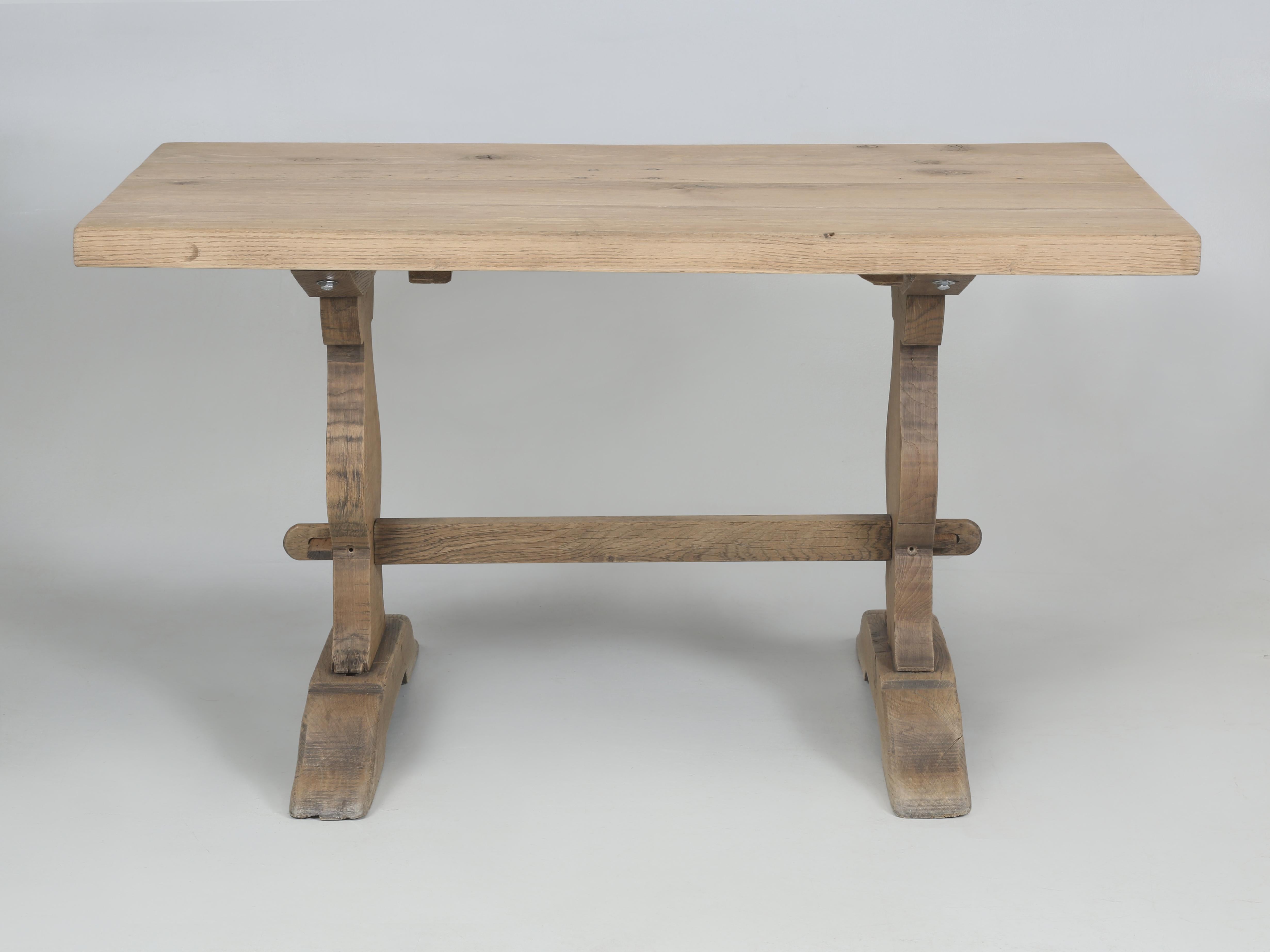 Antique French Original Bistro Table in White Oak from the South of France For Sale 11