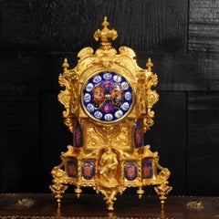Antique French Ormolu and Porcelain Gothic Clock - Vincenti - Completamente revisionato