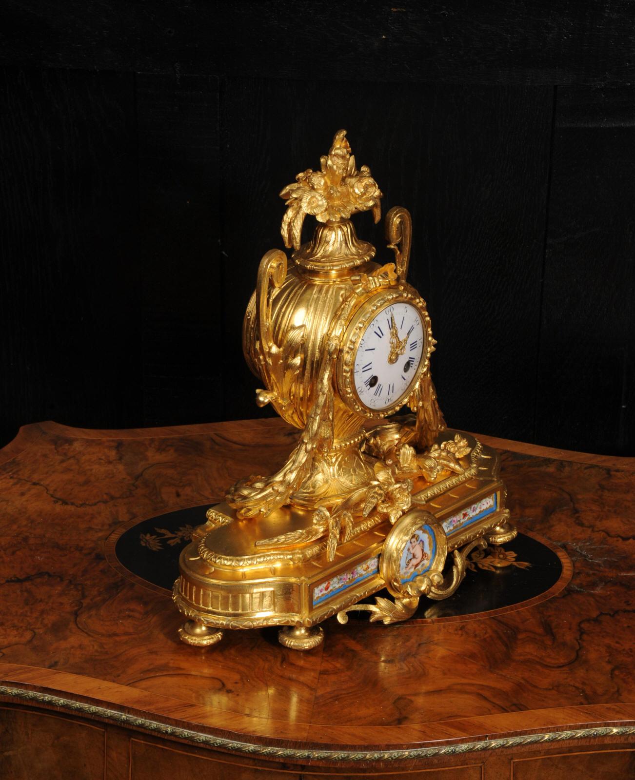 Antique French Ormolu and Sevres Porcelain Clock In Good Condition For Sale In Belper, Derbyshire
