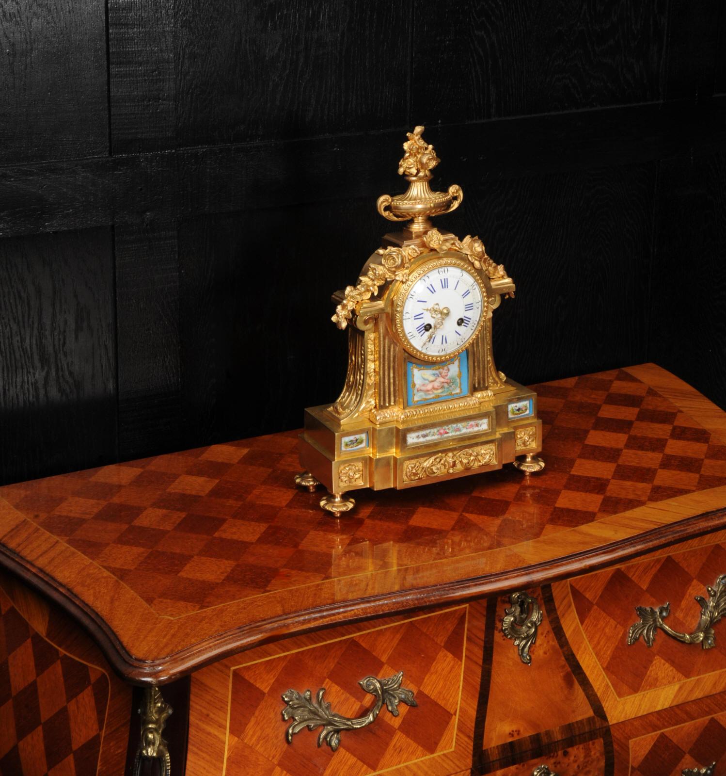 Antique French Ormolu and Sevres Porcelain Clock In Good Condition For Sale In Belper, Derbyshire