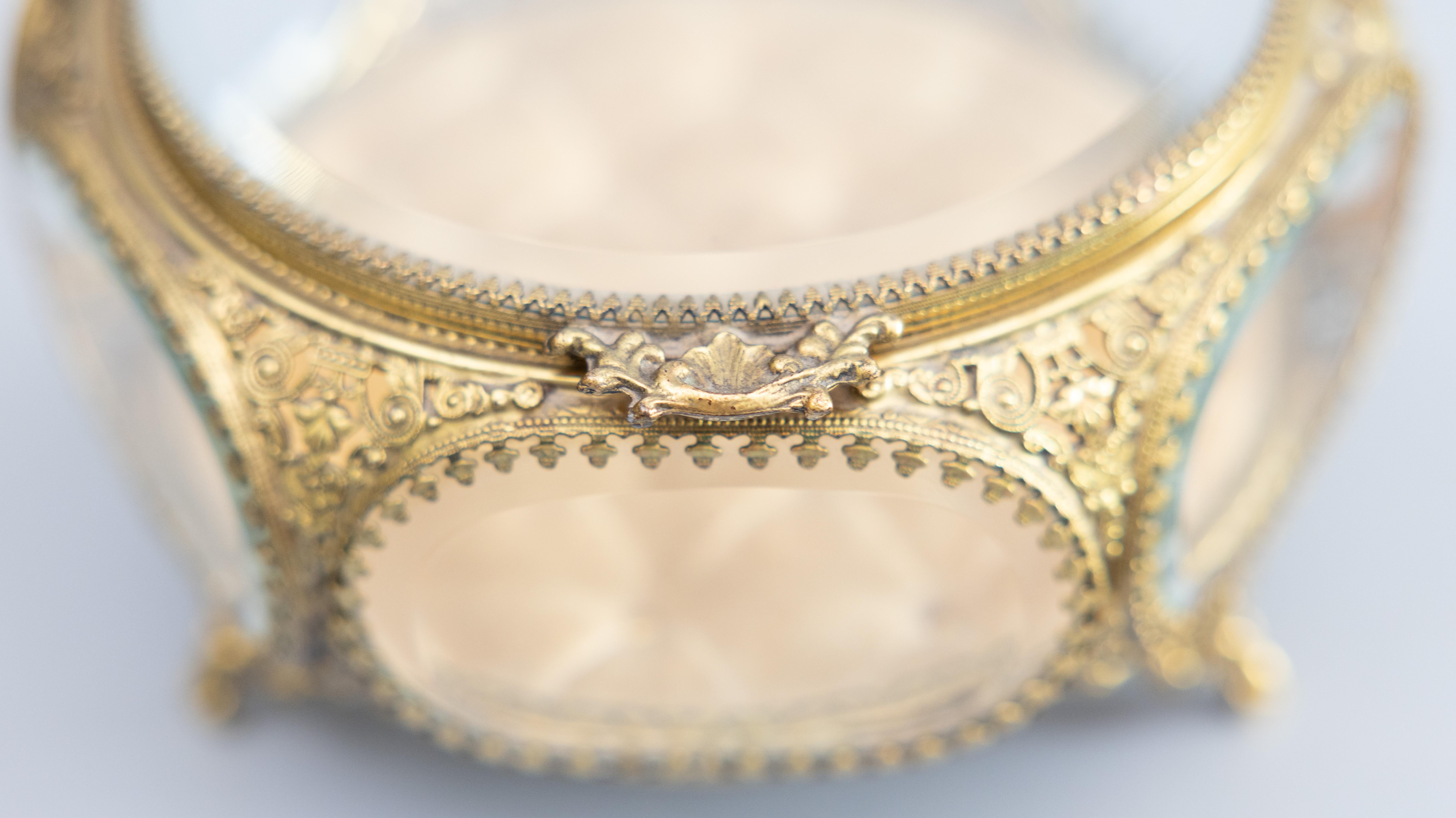 Antike Französisch Ormolu Beveled Glas Schmuck Kommode Box (20. Jahrhundert)