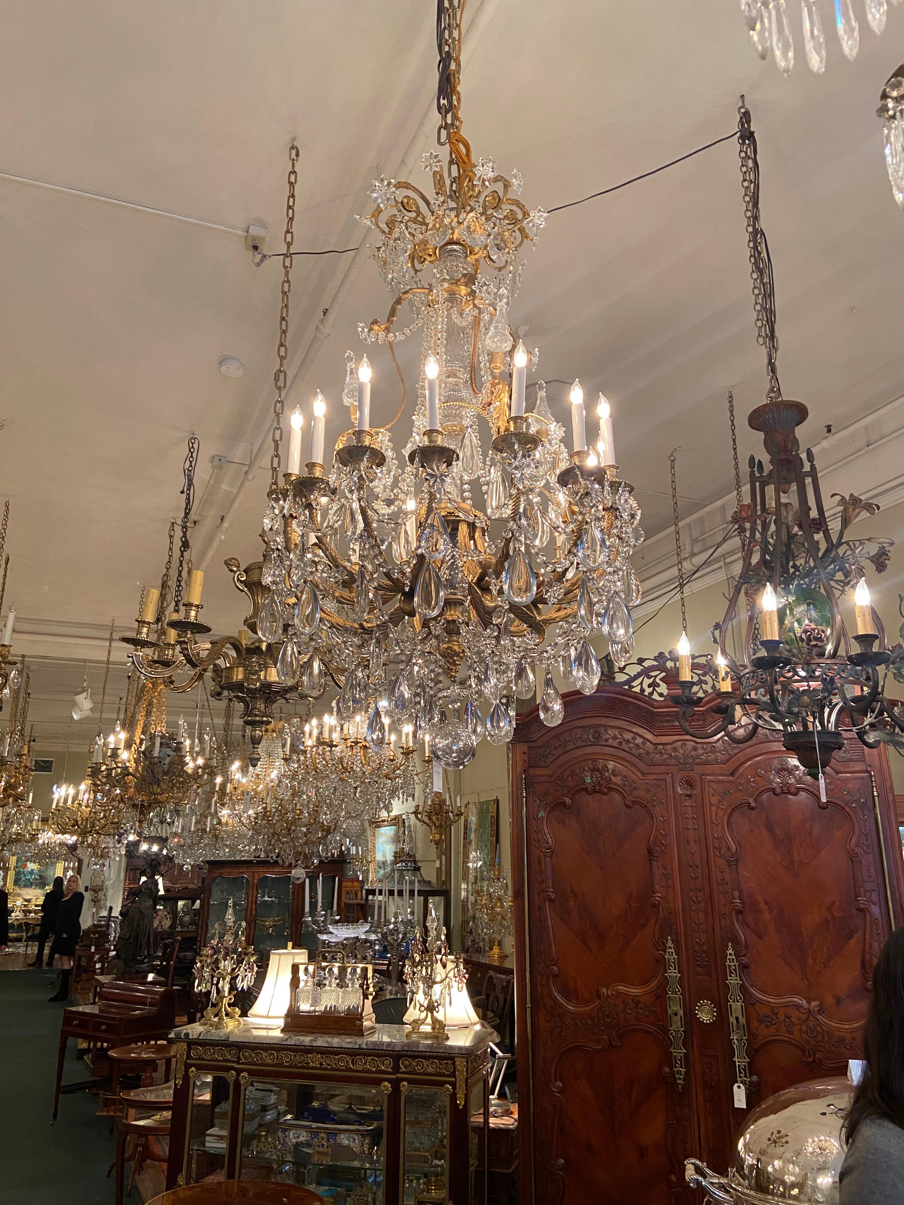 Bronzo Antico lampadario francese in bronzo Ormolu e cristallo Baccarat, circa 1860 in vendita