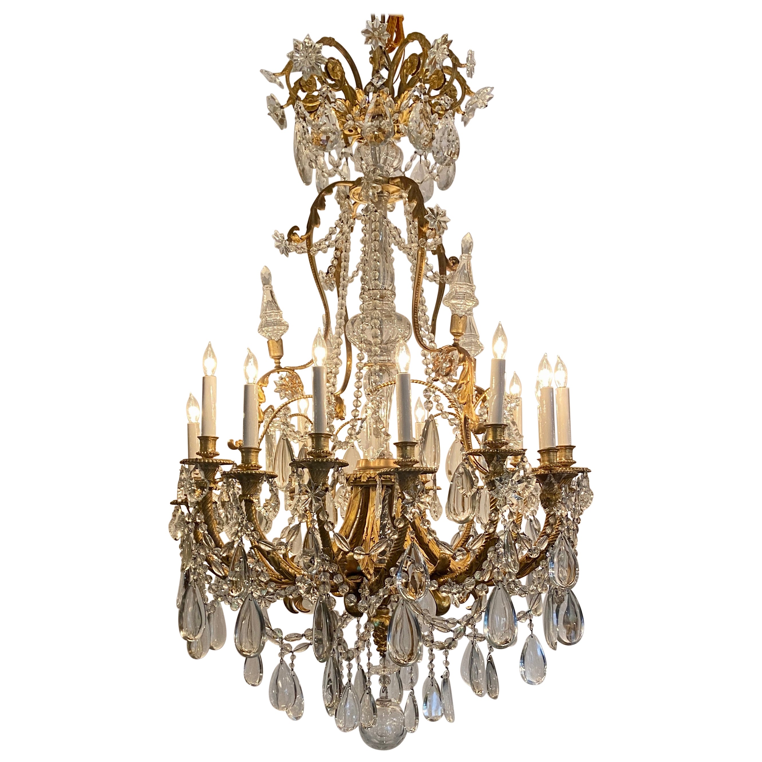 Lustre français ancien en bronze doré et cristal de Baccarat, vers 1860