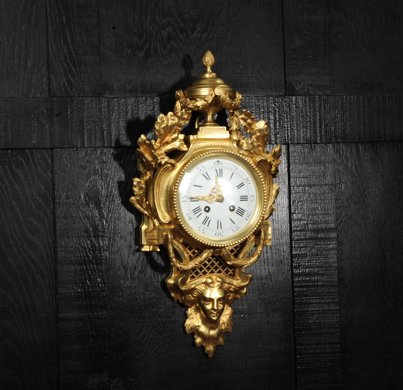 Antiguo Reloj Cartel Francés de Ormolu de Charles Vincent Desconocido en venta