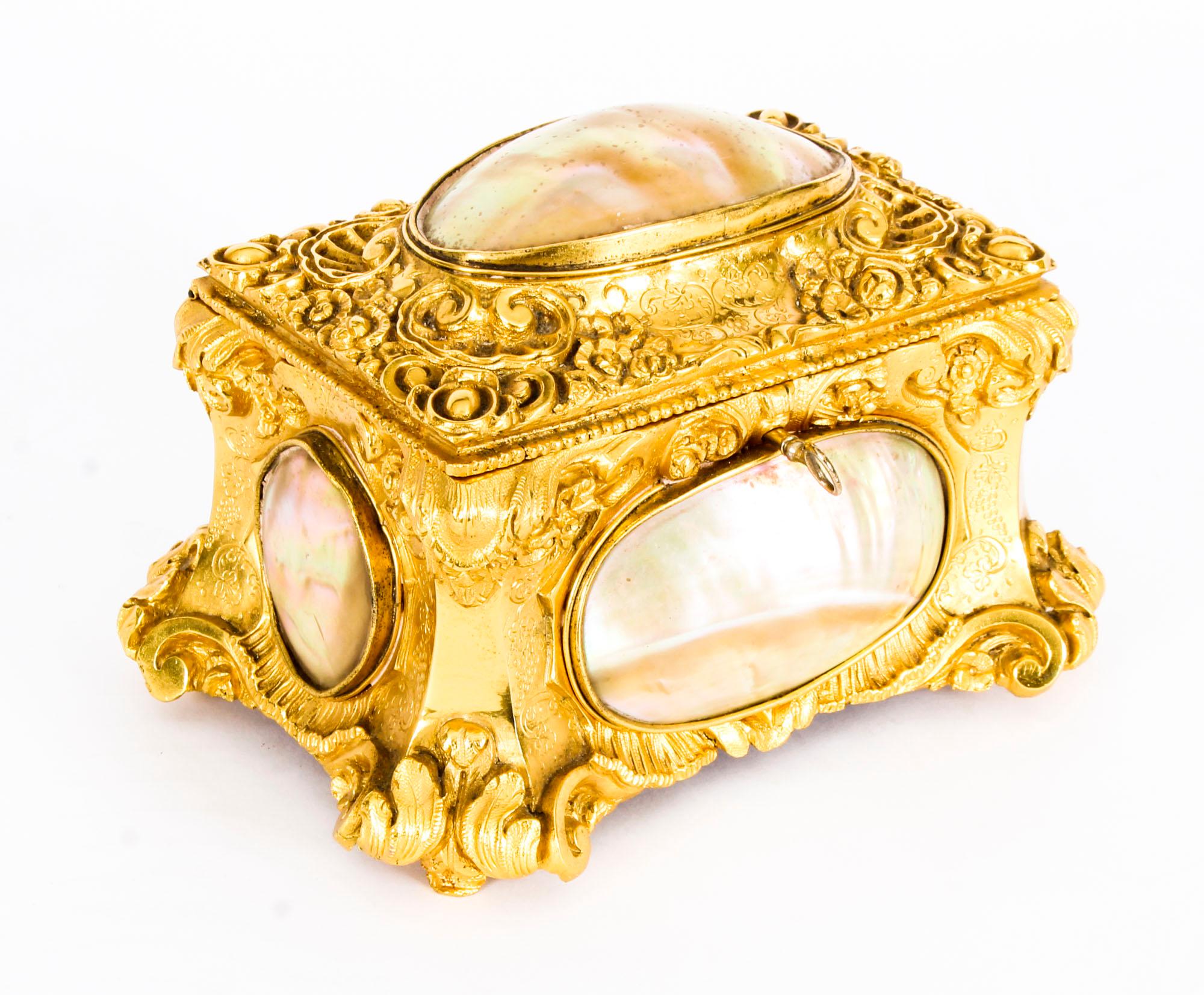 Antique French Ormolu Casket with Abalone Shell Plaques, 19th Century 9