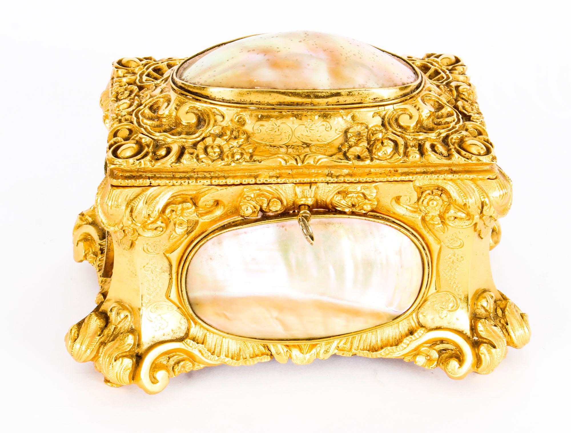 Antique French Ormolu Casket with Abalone Shell Plaques, 19th Century In Good Condition In London, GB