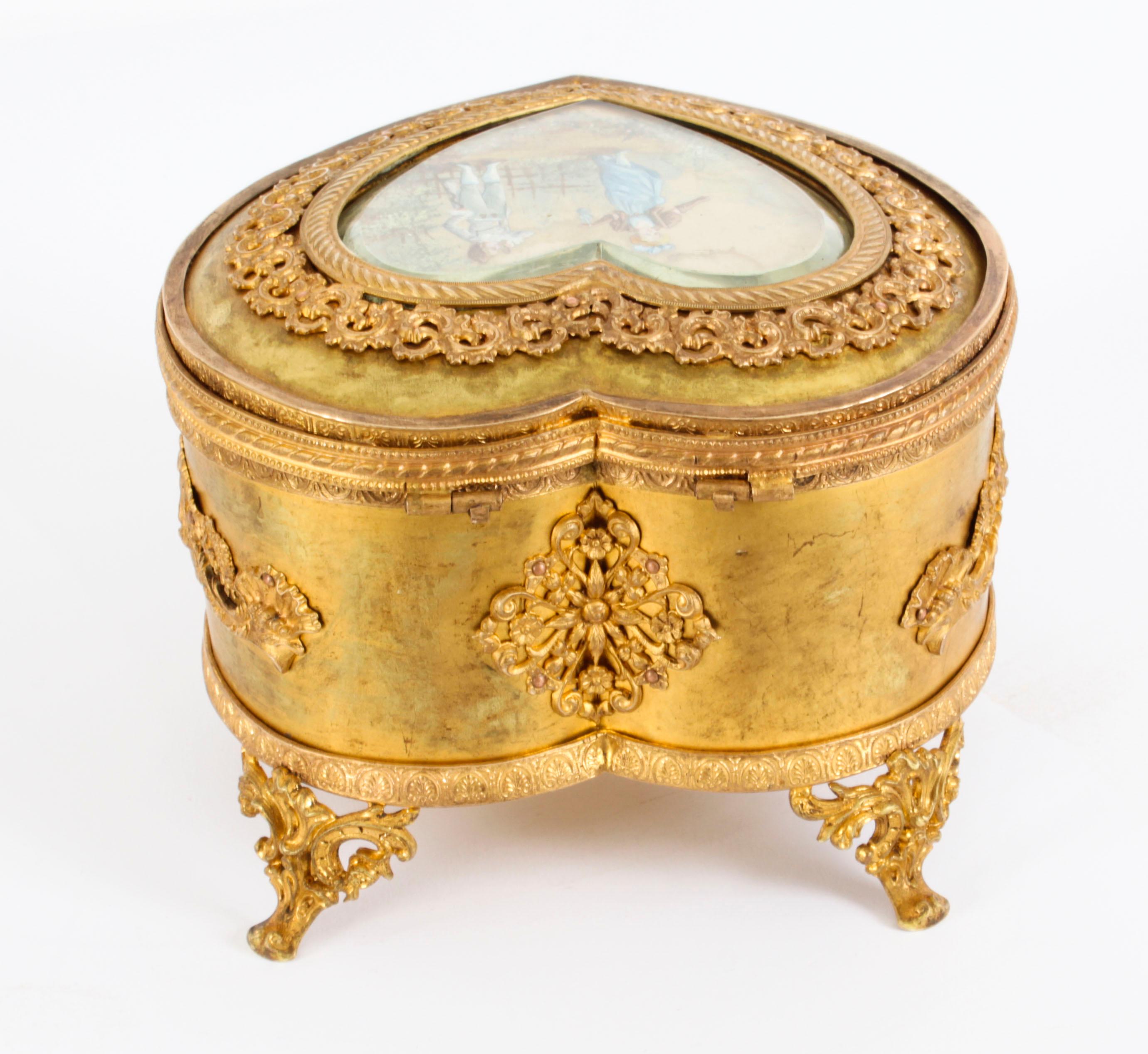 Antique French Ormolu Heart Shaped Jewellery Casket Box 19th C 7