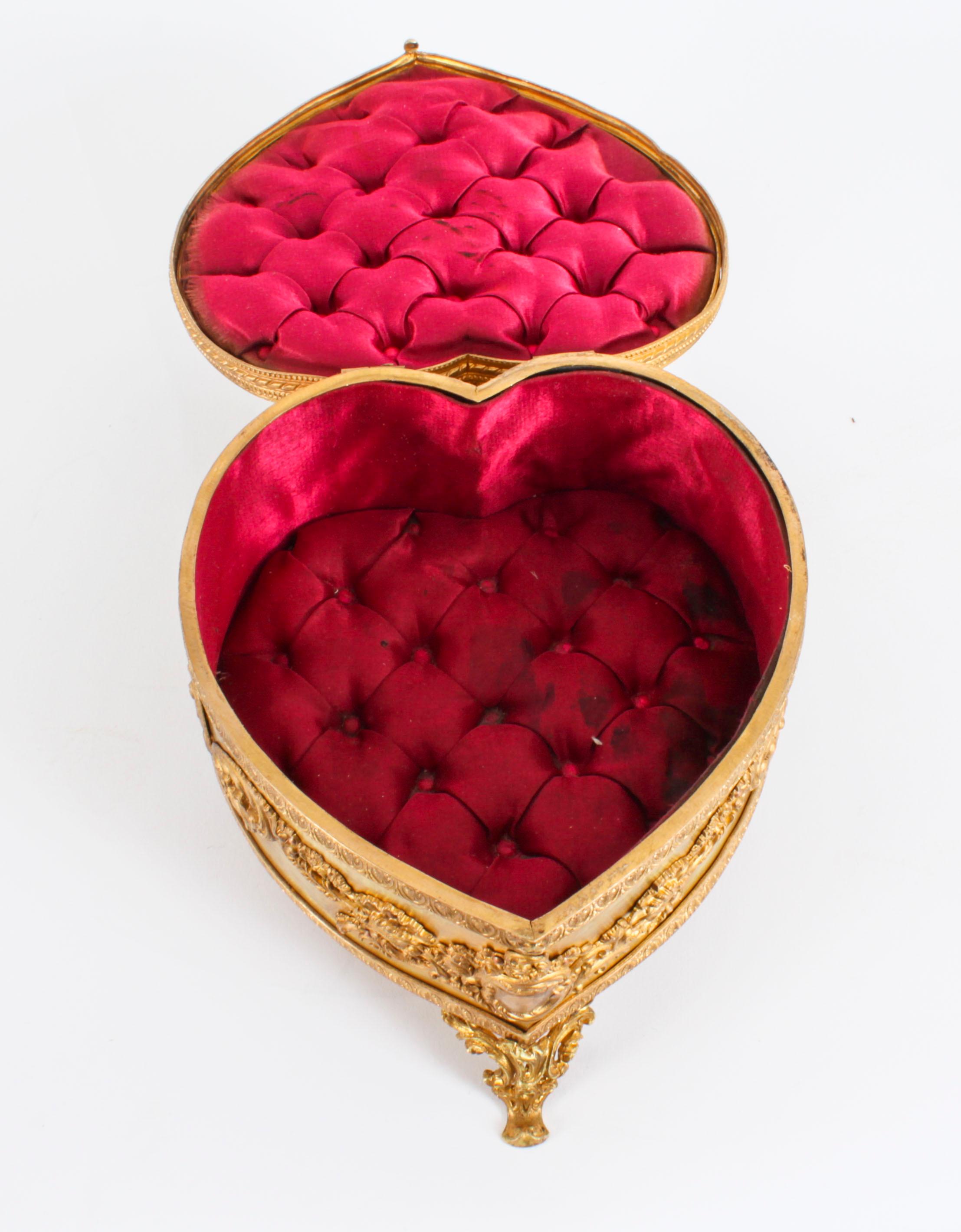 Antique French Ormolu Heart Shaped Jewellery Casket Box 19th C 3