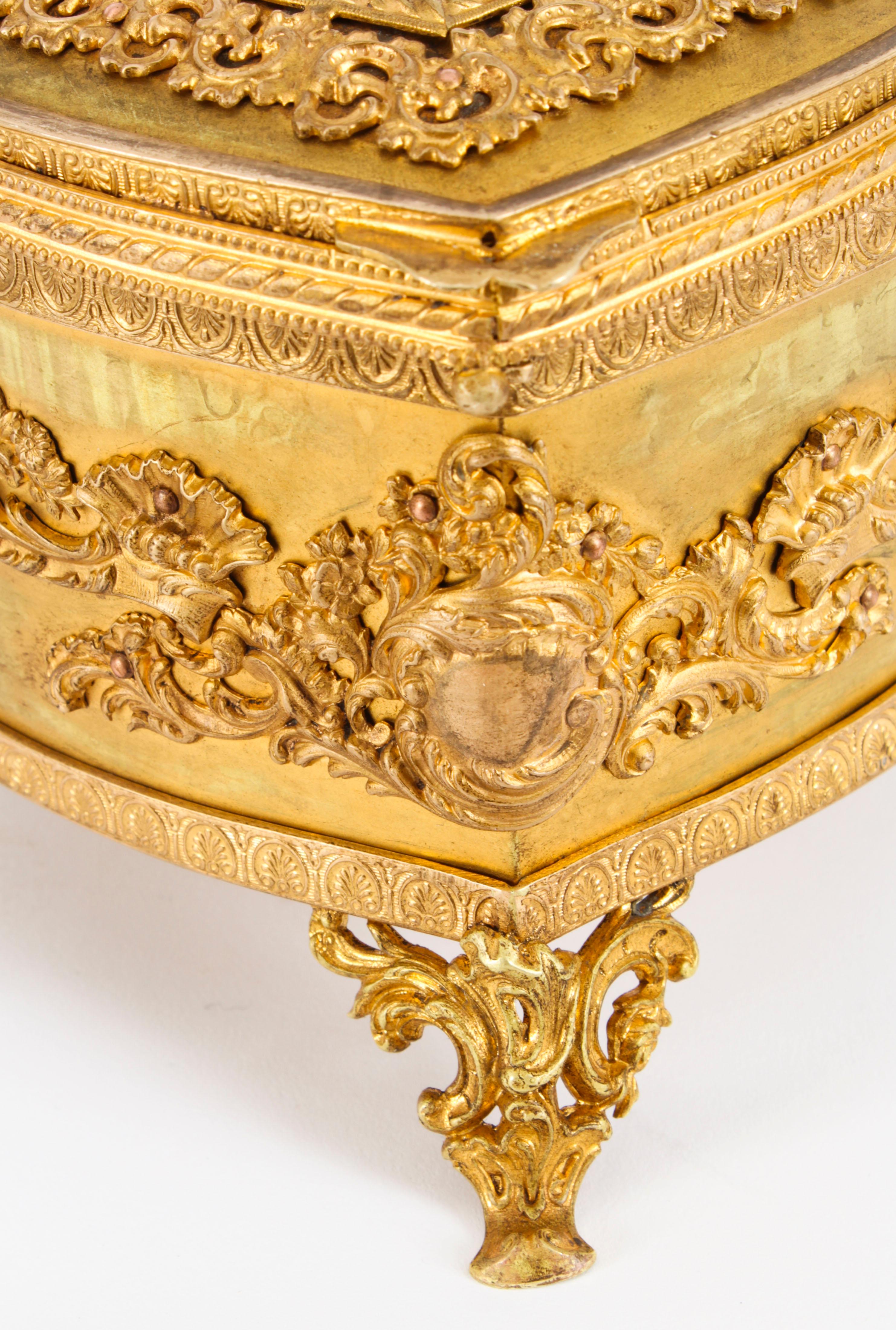 Antique French Ormolu Heart Shaped Jewellery Casket Box 19th C 4