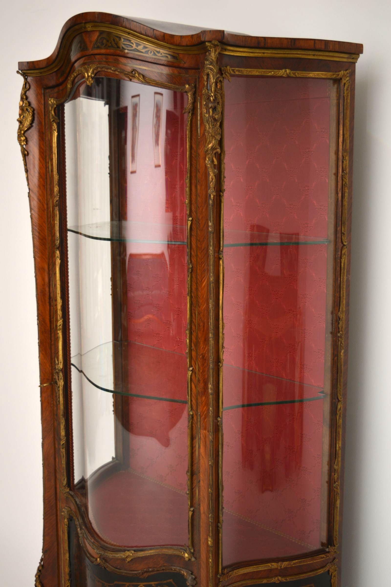 Antique French Ormolu Mounted Display Cabinet In Good Condition In London, GB