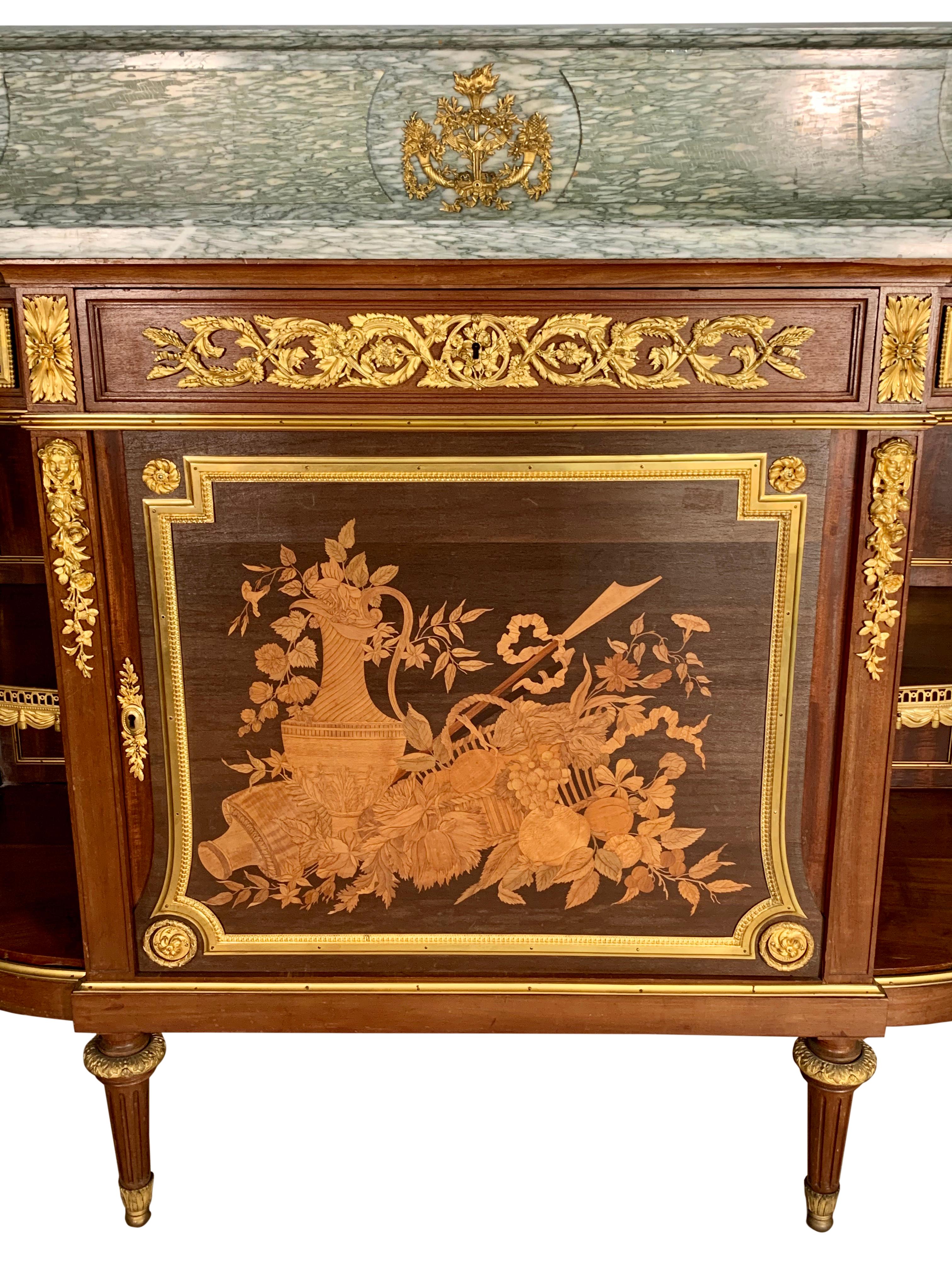 Luigi XVI Antique French Console o Dessert in mogano ornato di ormolature in vendita