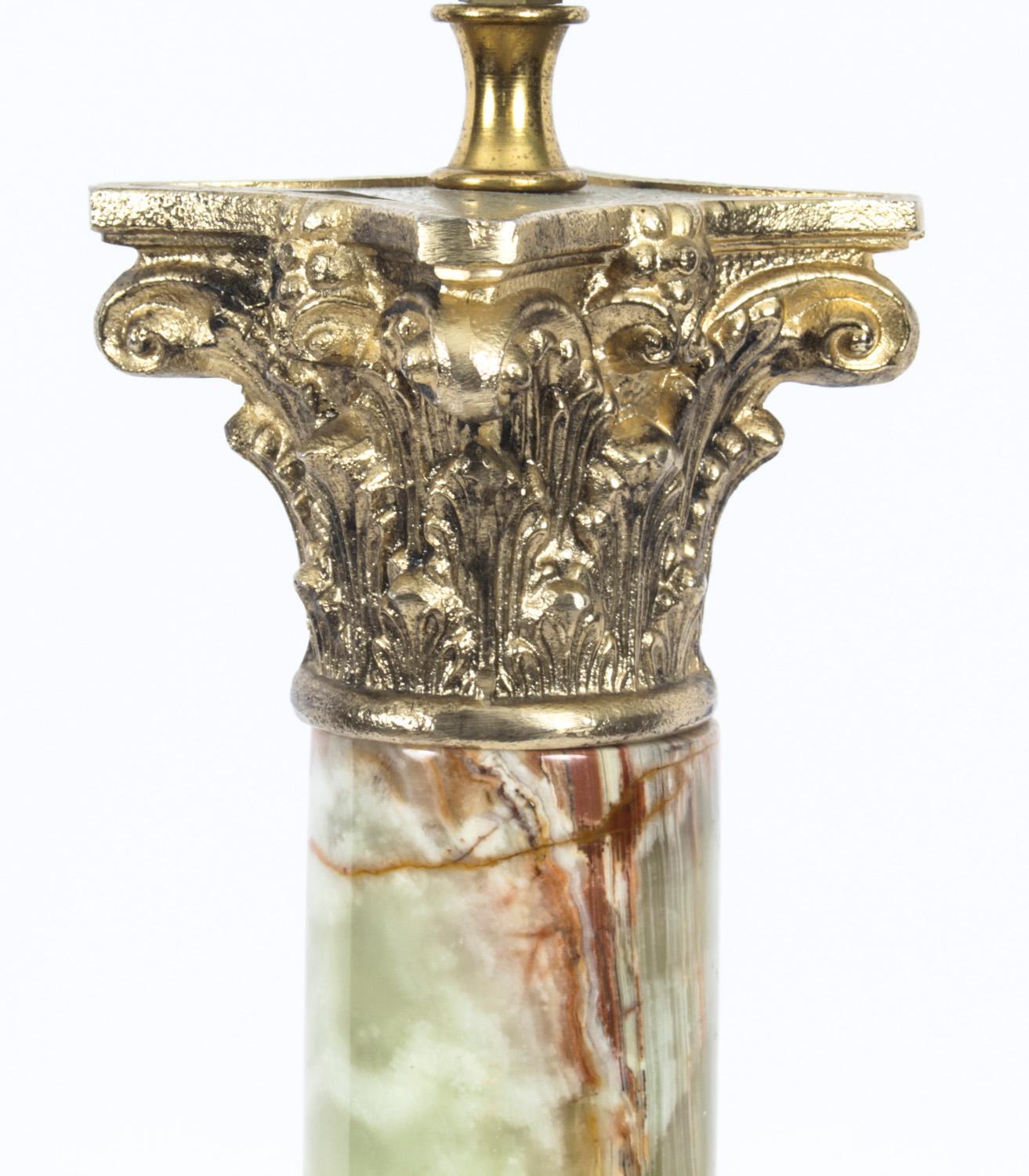 Antique French Ormolu Mounted Onyx Corinthian Column Table Lamp, 19th Century 2