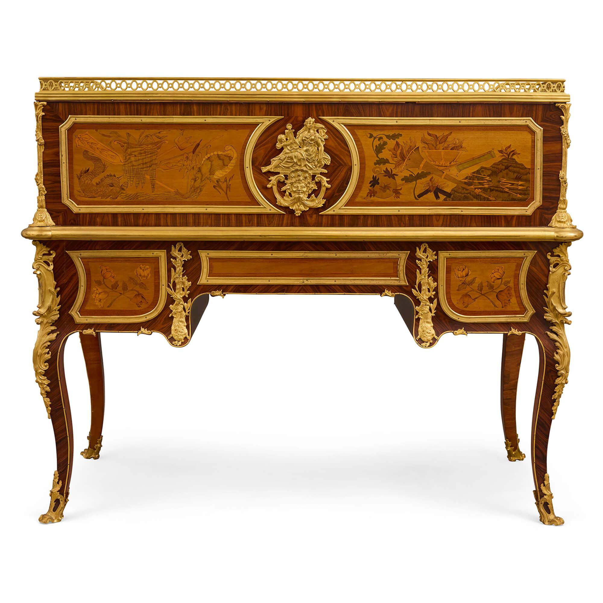 Ancien bureau à cylindre en bronze doré dans le style de Rolle
Français, 19e siècle 
Hauteur 120cm, largeur 146cm, profondeur 73cm

Ce magnifique bureau à cylindre du XIXe siècle, également connu sous le nom de 