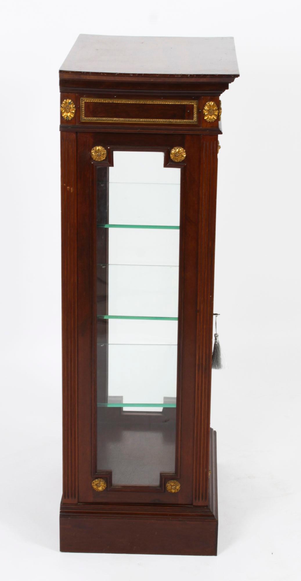 Antique French Ormolu Mounted Vitrine Display Cabinet, 19th C For Sale 5