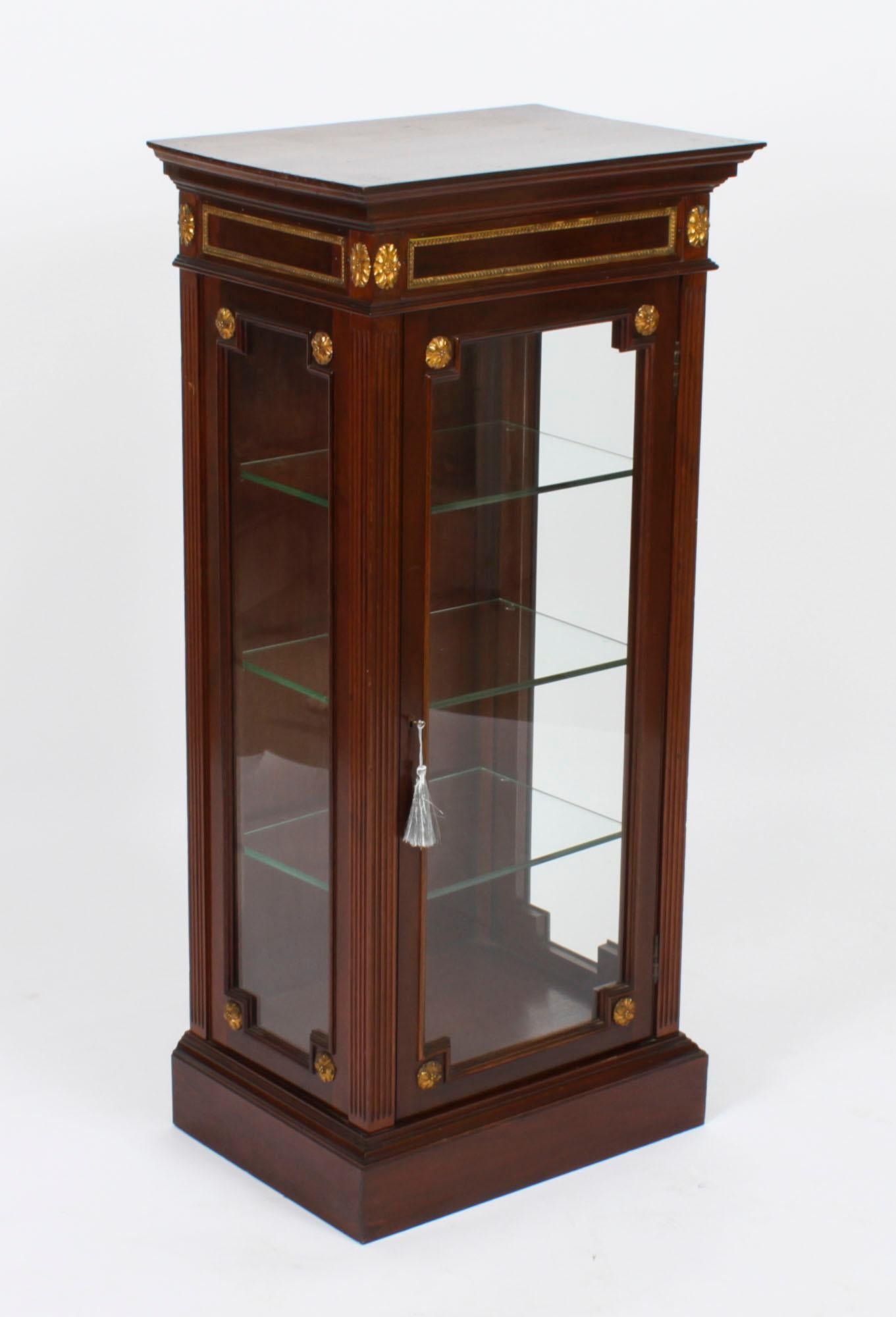 Antique French Ormolu Mounted Vitrine Display Cabinet, 19th C For Sale 8