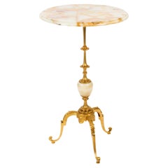 Table d'appoint française ancienne en ormolu surmontée d'onyx 19ème siècle