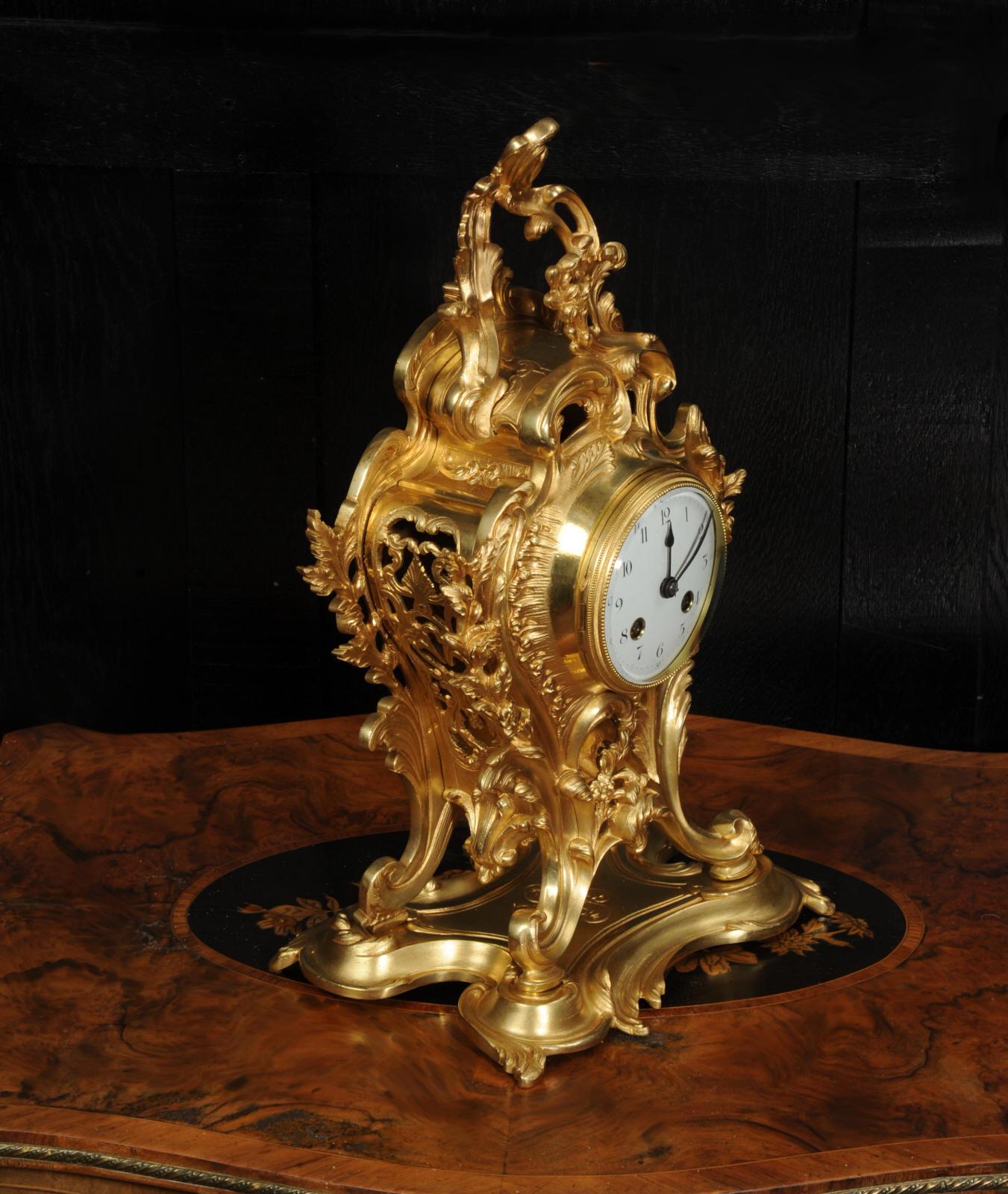 Antike französische Ormolu-Rokoko-Uhr im Angebot 5