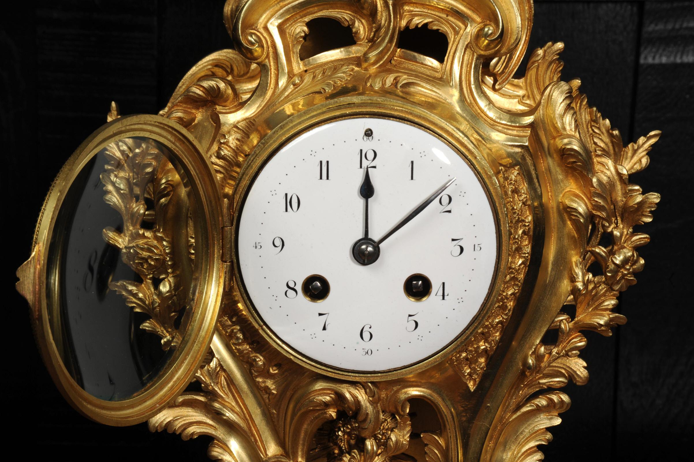Antike französische Ormolu-Rokoko-Uhr im Angebot 7