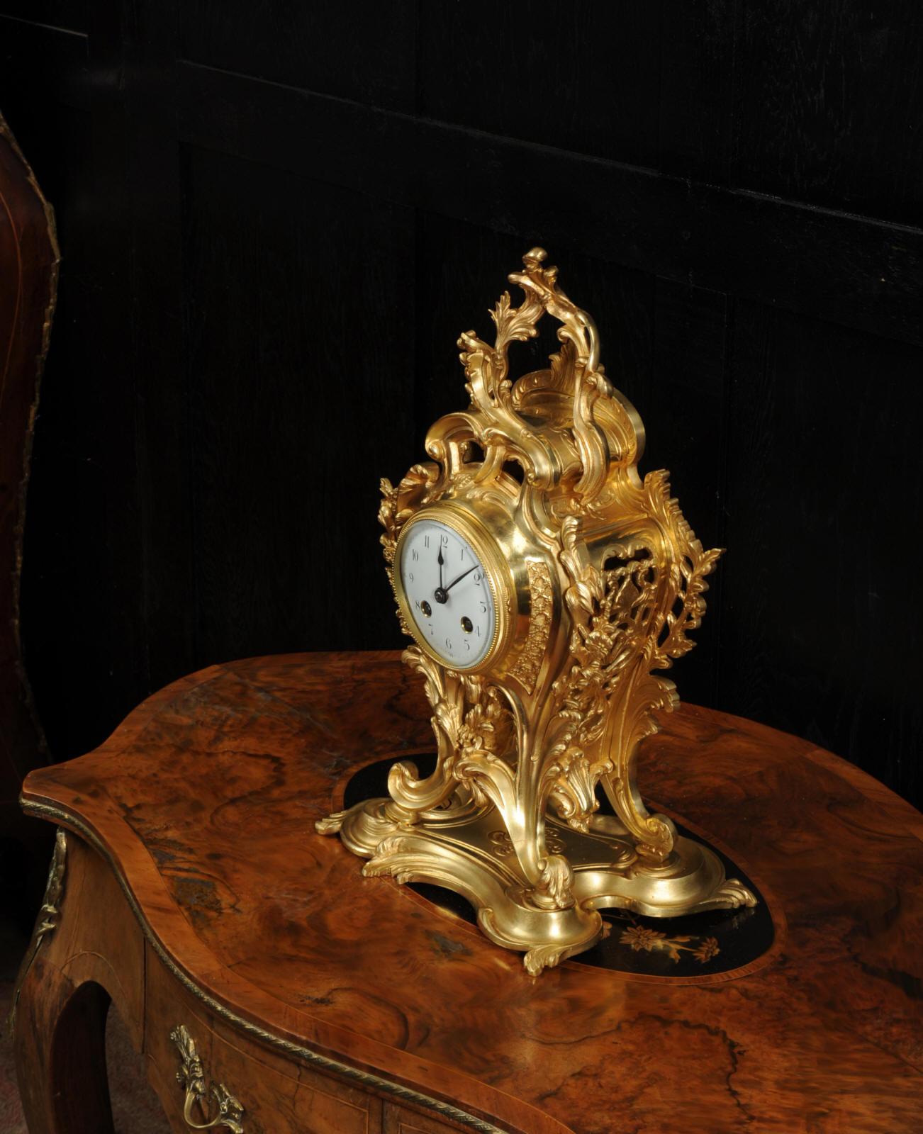 Antike französische Ormolu-Rokoko-Uhr im Zustand „Gut“ im Angebot in Belper, Derbyshire