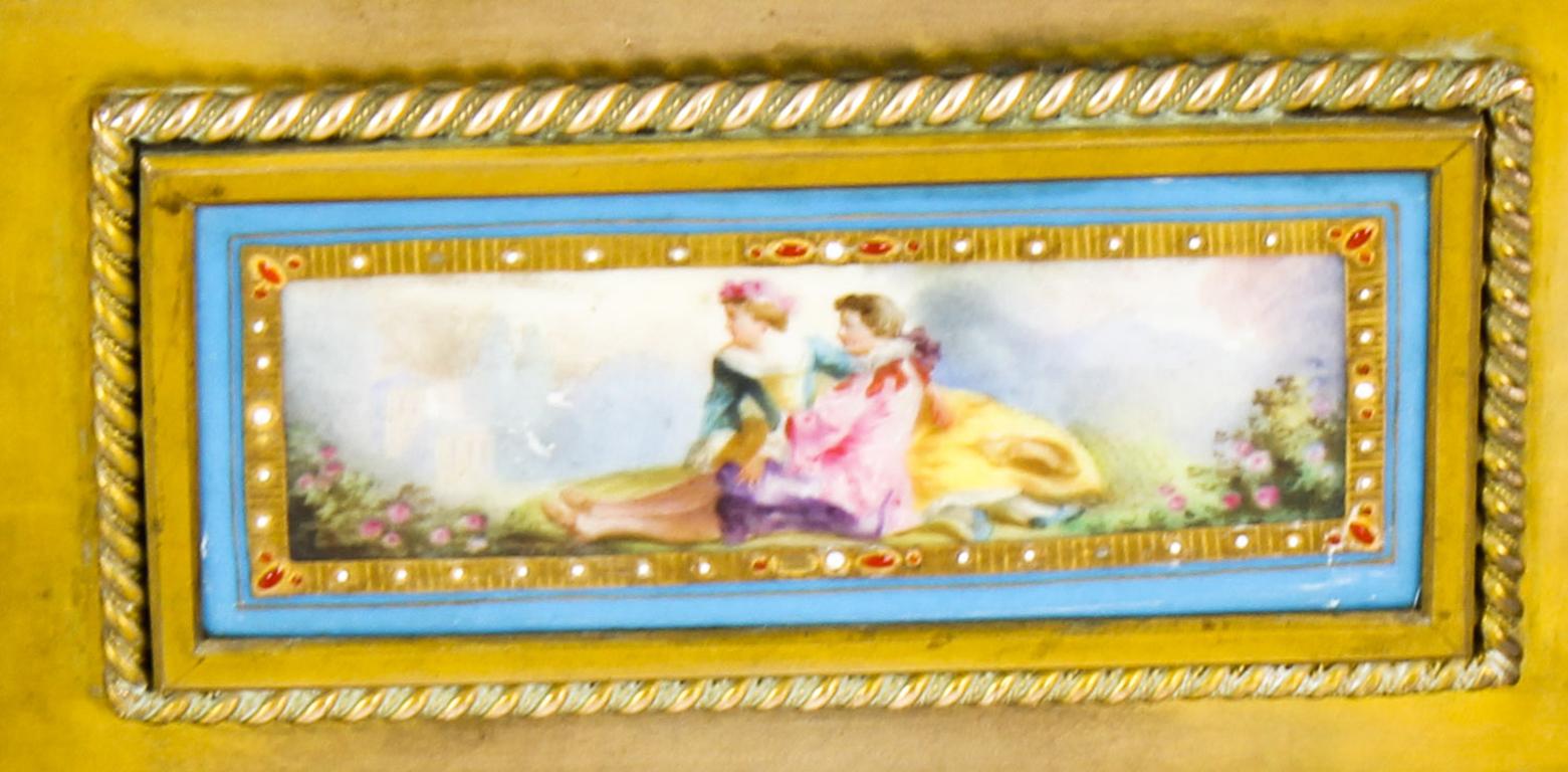 Antique French Ormolu and Sèvres Porcelain Jewelry Casket, 19th Century 3
