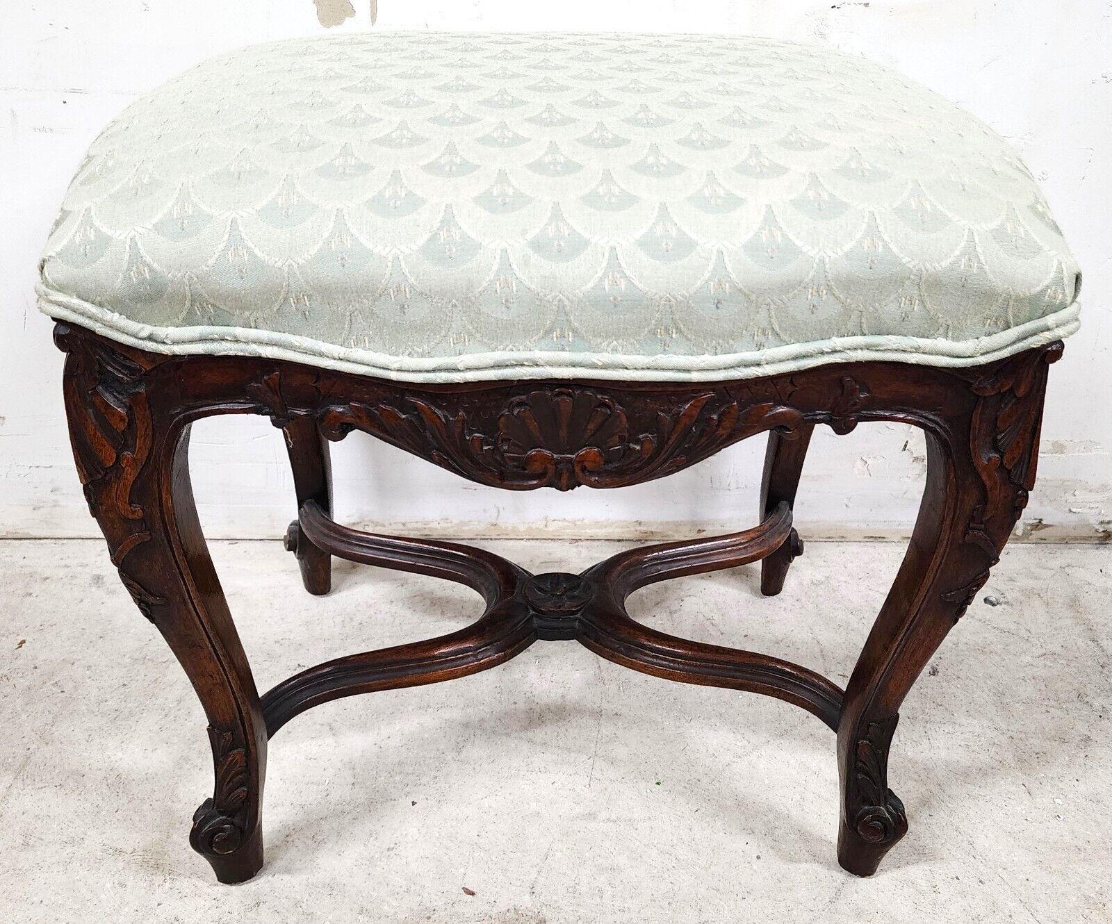 Antique French Ottoman Footstool Louis XV 1800s Walnut For Sale 4