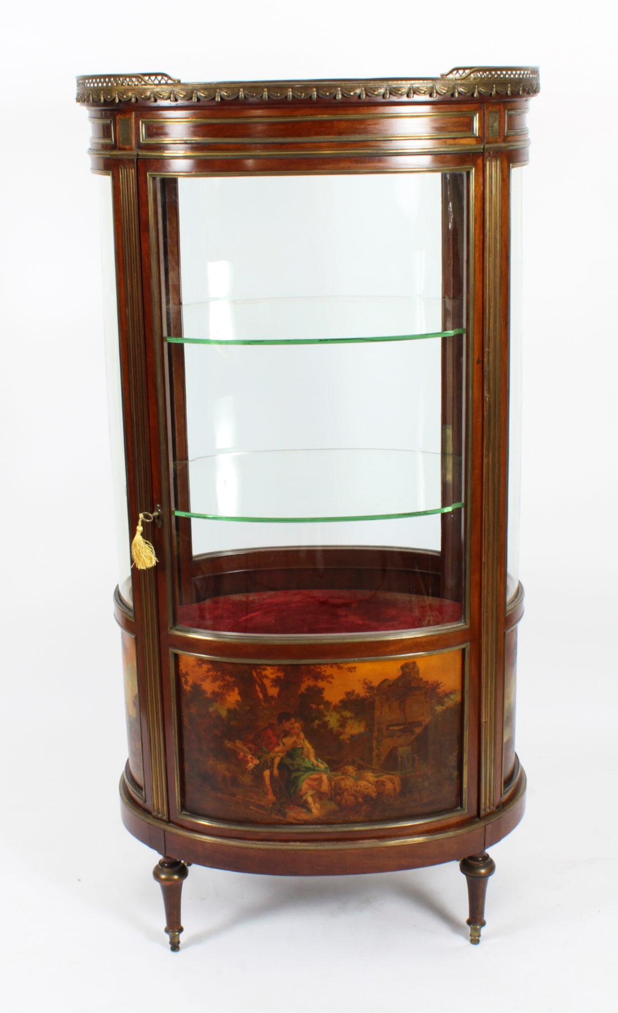 Louis XV Antique French Oval Free Standing Vernis Martin Cabinet Vitrine, 19th Century For Sale
