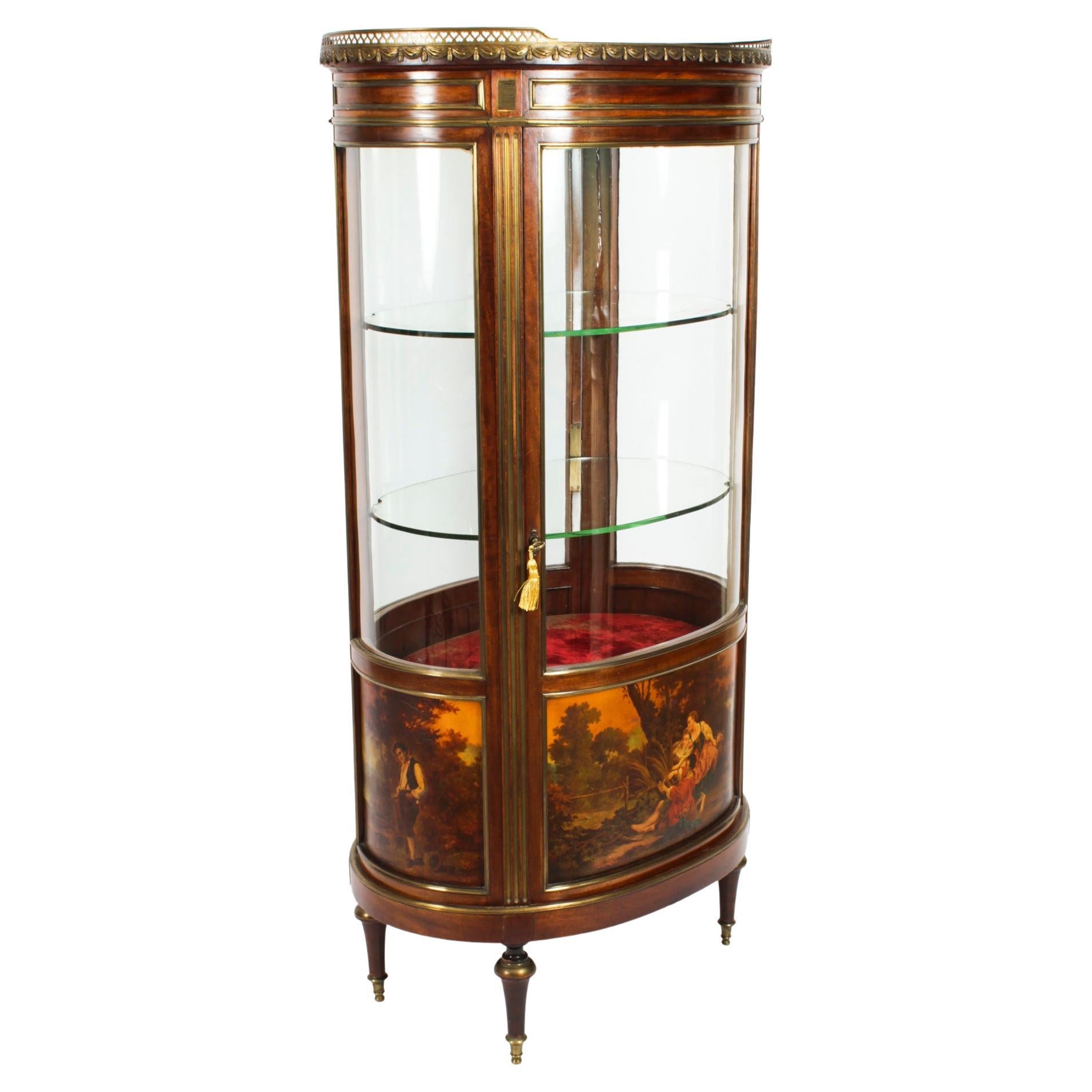 Antique French Oval Free Standing Vernis Martin Cabinet Vitrine, 19th Century For Sale