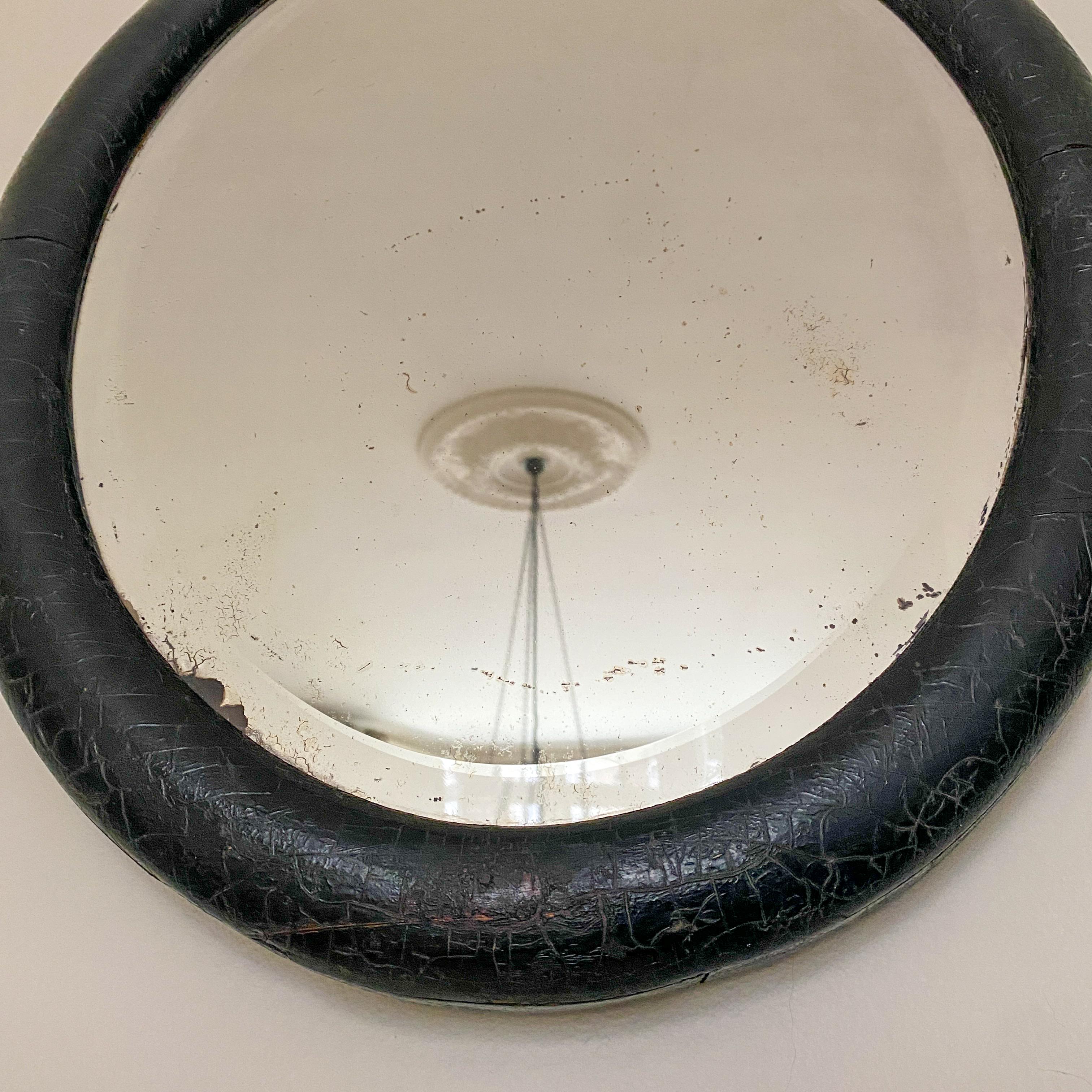 Antique French Oval Mirror  Schwarz  Abgeschrägtes Original-Fuchsglas (20. Jahrhundert) im Angebot
