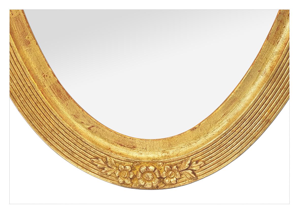 Antique French Oval Mirror In Gilded Wood, Art Nouveau Period, circa 1900 For Sale 2