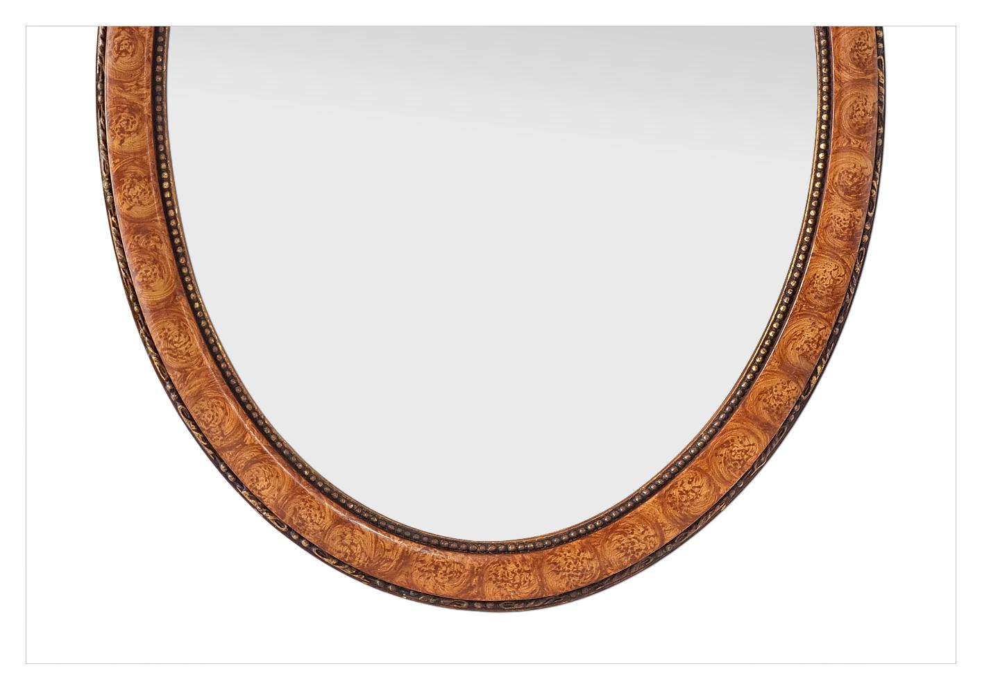 Antique French Oval Mirror, bemaltes Holzdekor Ulmenwurzel, um 1920 (Frühes 20. Jahrhundert) im Angebot