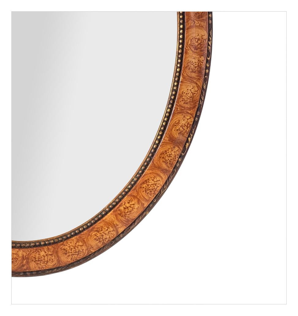 Antique French Oval Mirror, bemaltes Holzdekor Ulmenwurzel, um 1920 (Spiegel) im Angebot